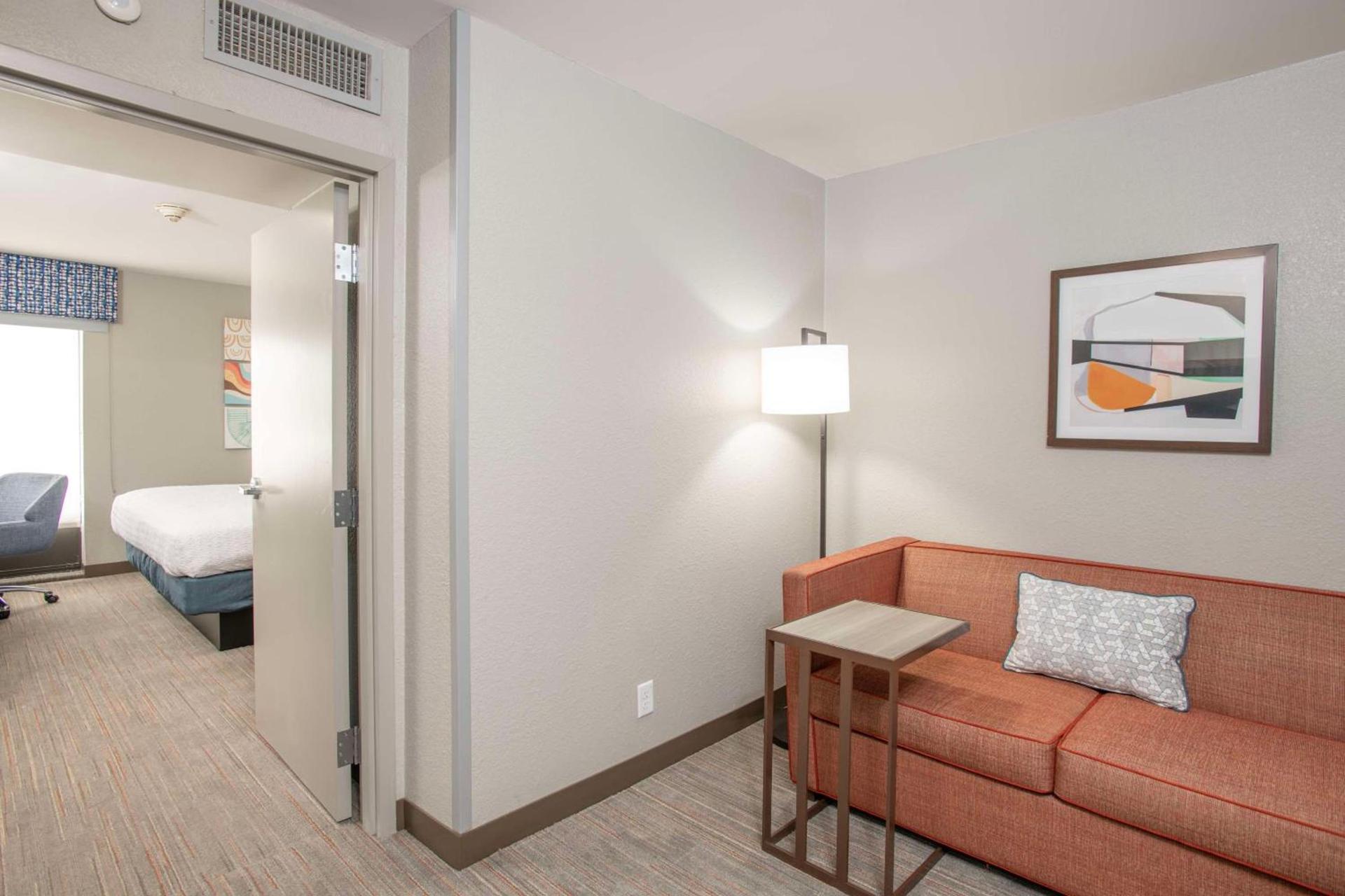 Hampton Inn Dry Ridge photo 25
