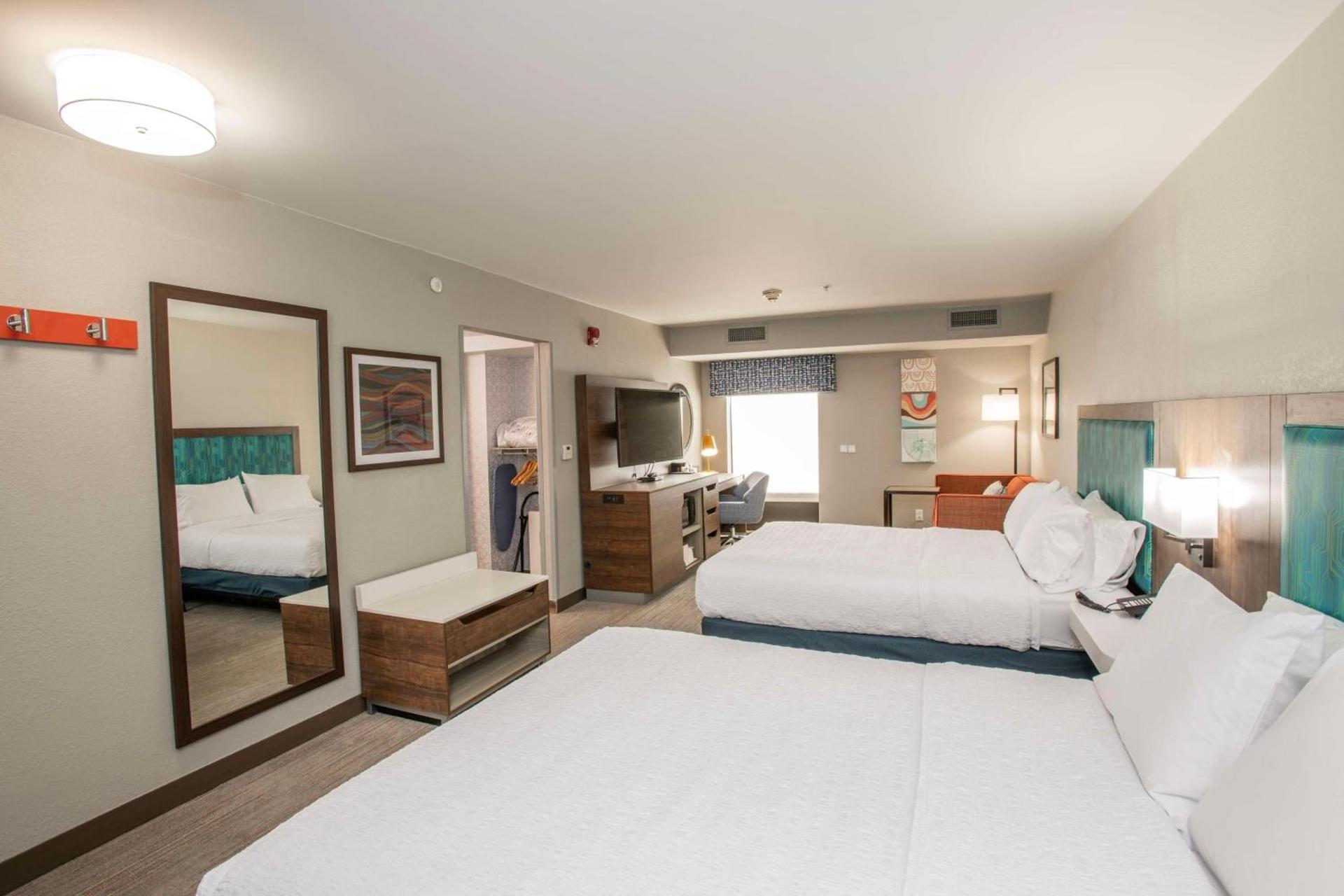 Hampton Inn Dry Ridge photo 26
