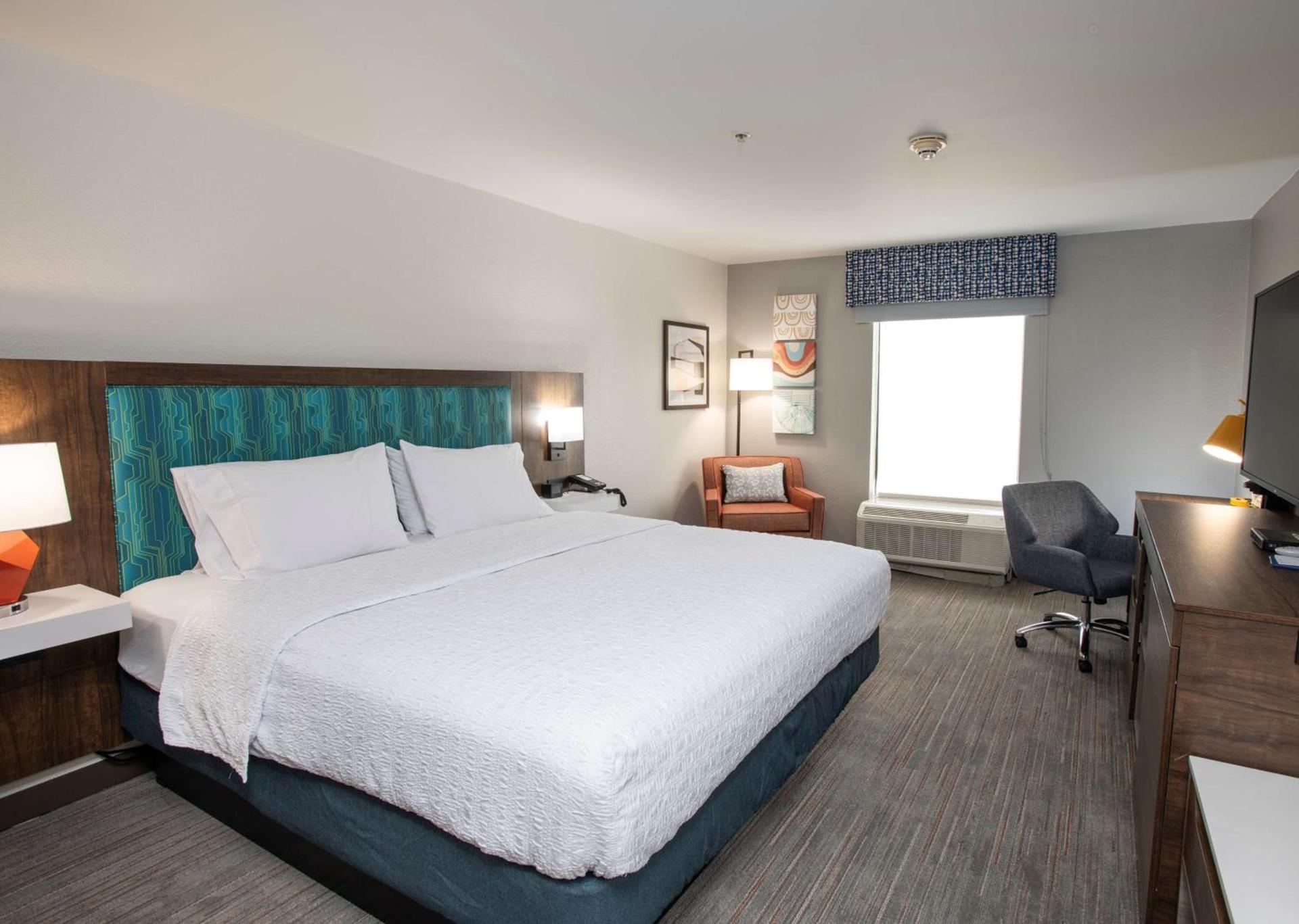Hampton Inn Dry Ridge photo 29