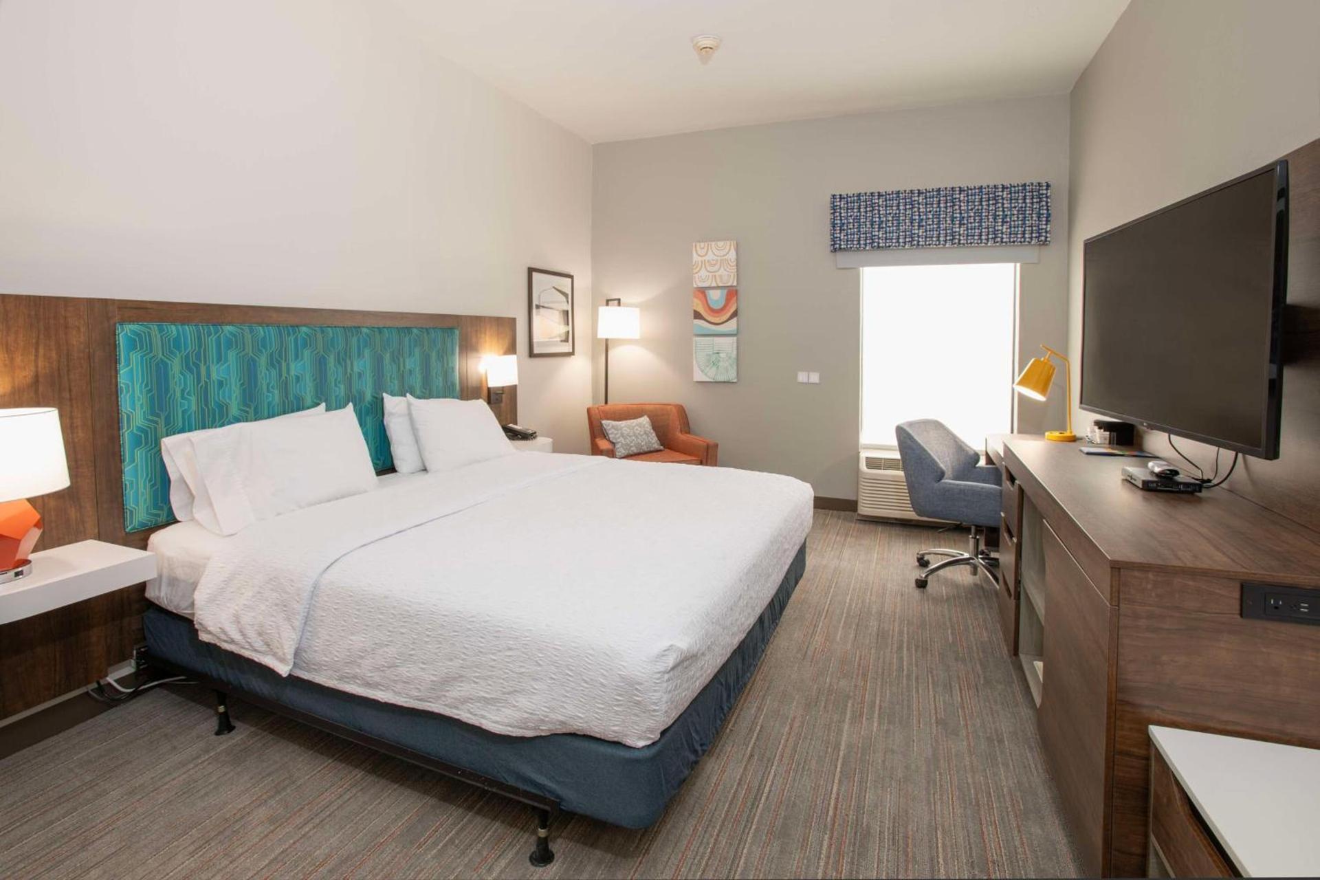 Hampton Inn Dry Ridge photo 39