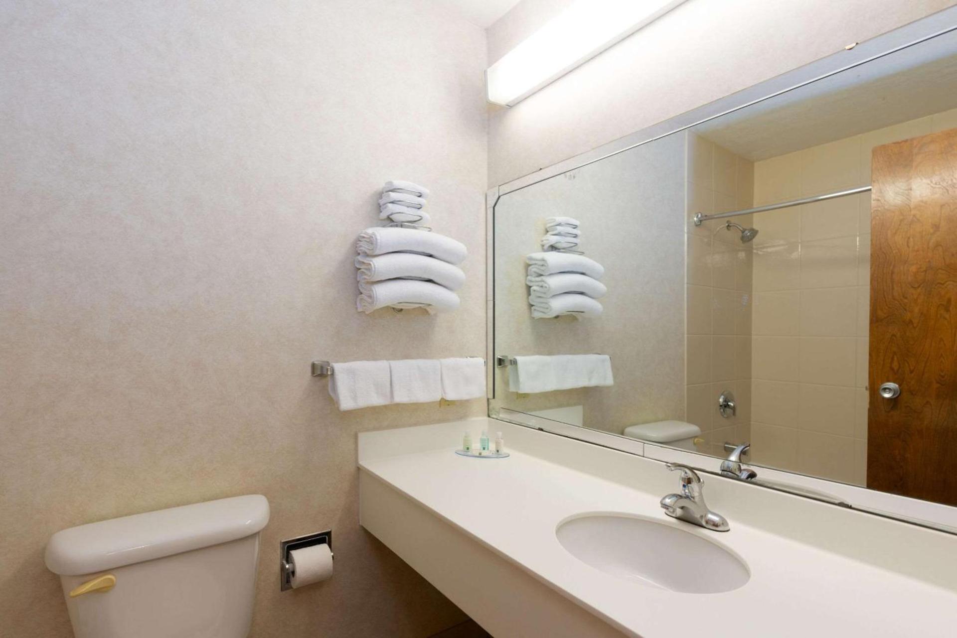 Quality Inn Havre photo 25