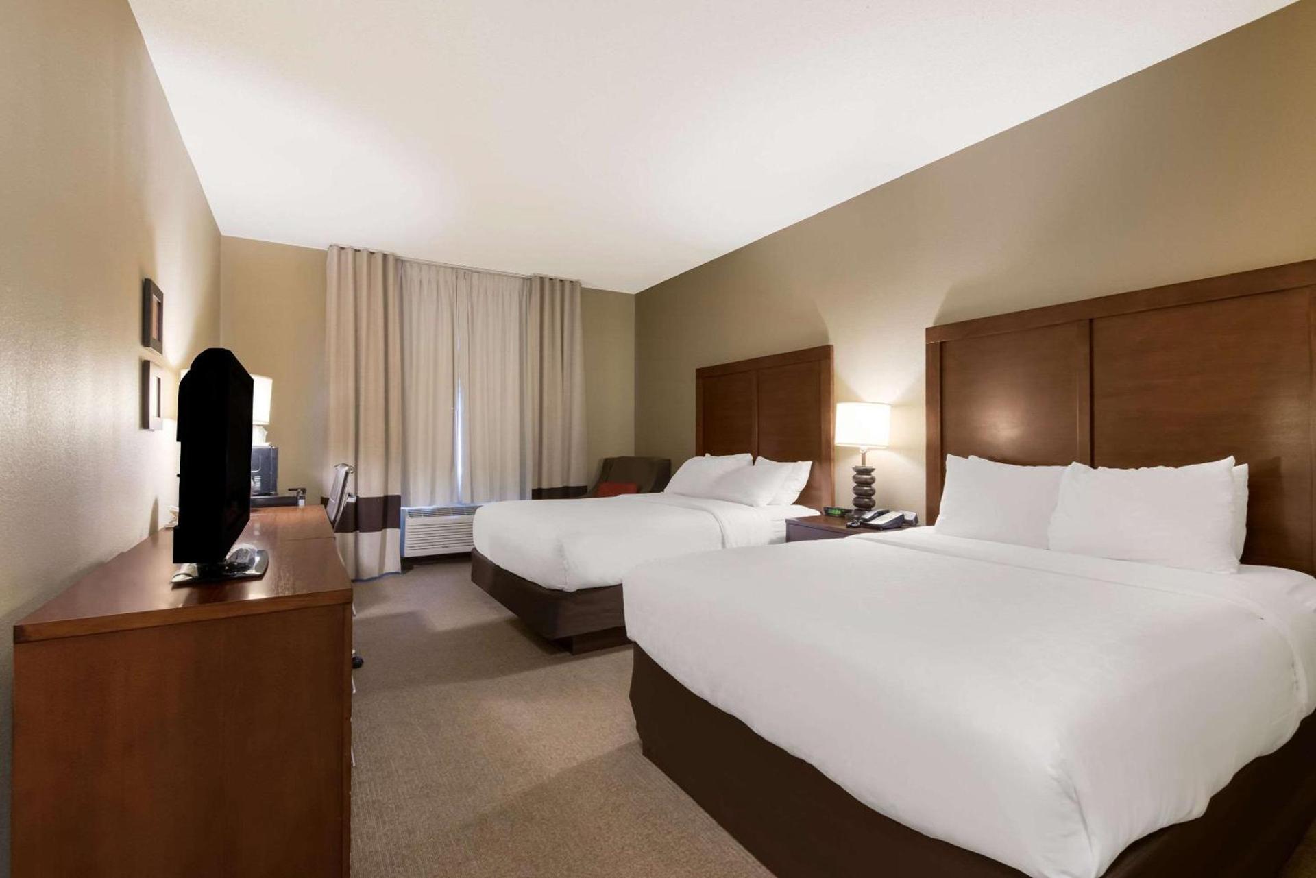 Comfort Inn Wichita East photo 15