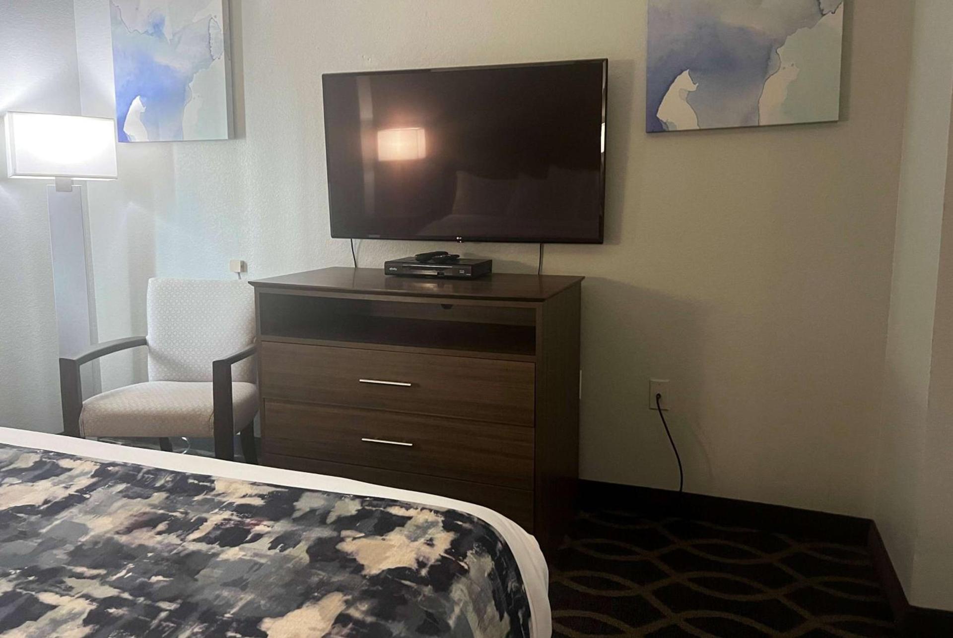 Wingate by Wyndham Humble/Houston Intercontinental Airport photo 18