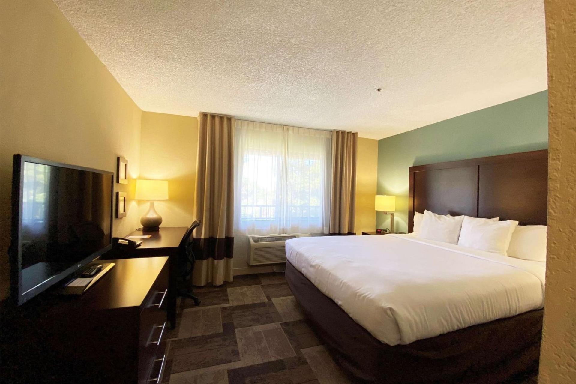 Wyndham Garden Newark Fremont Silicon Valley photo 19