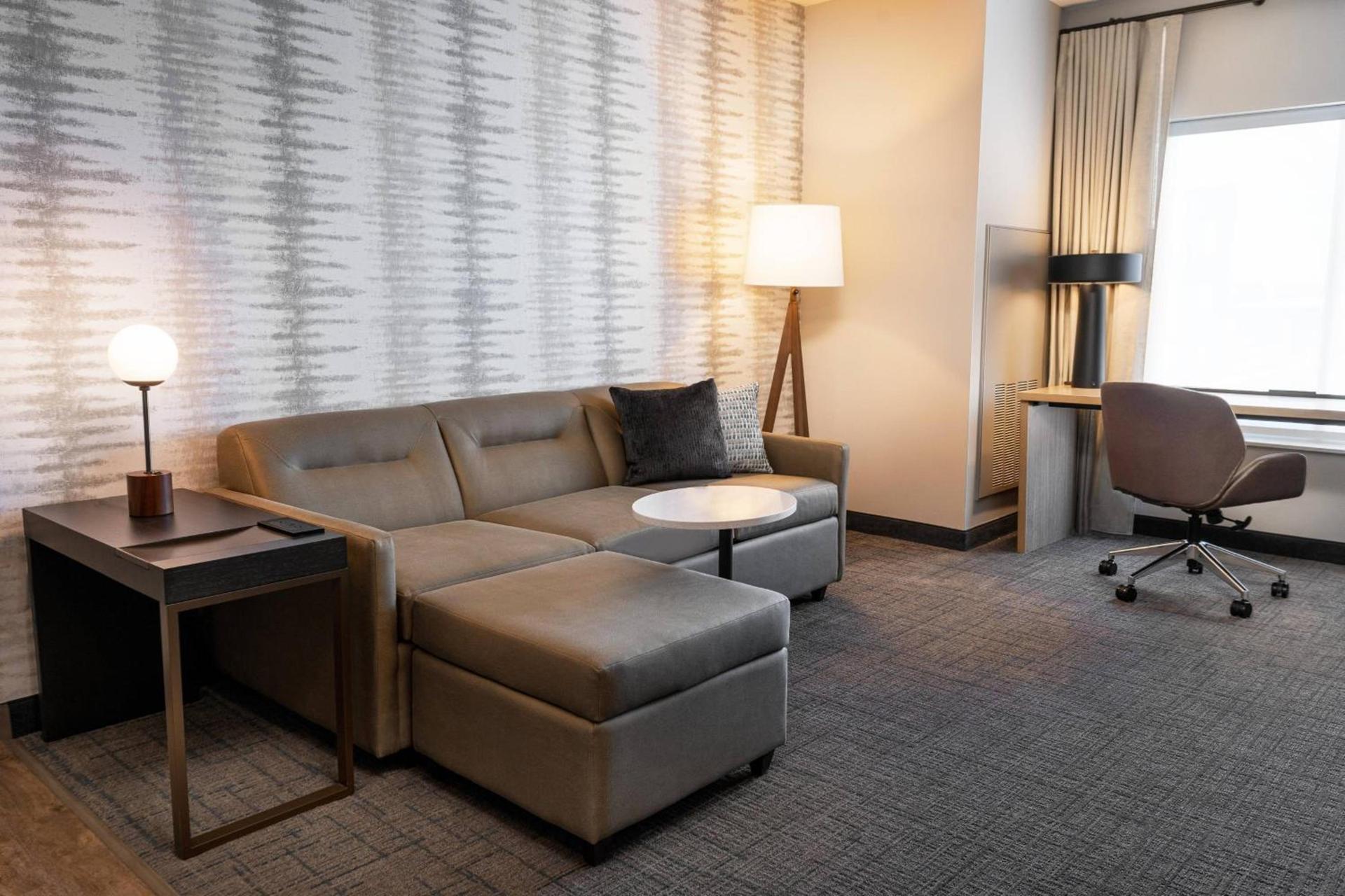 Residence Inn by Marriott Louisville Old Henry photo 11