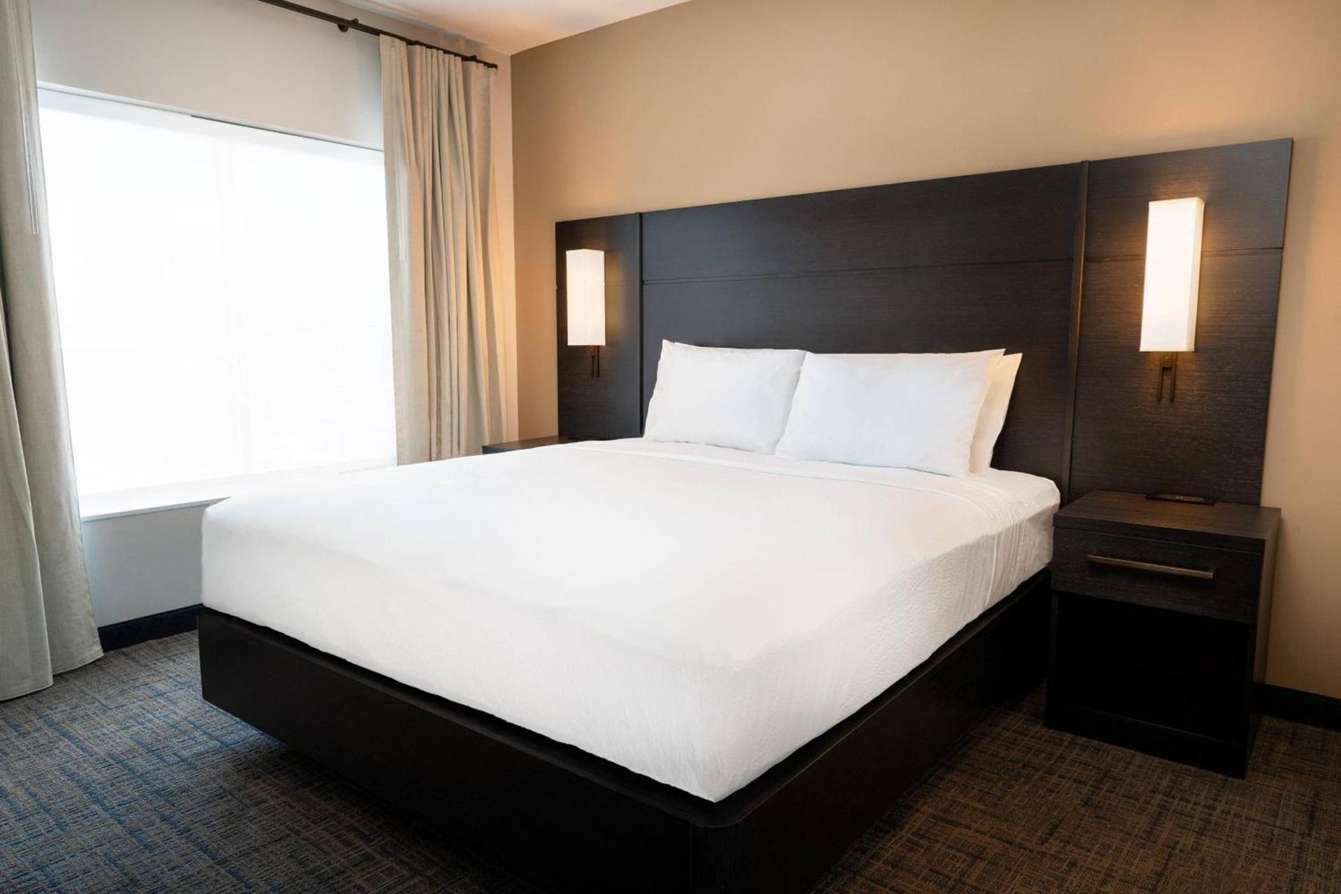 Residence Inn by Marriott Louisville Old Henry photo 12