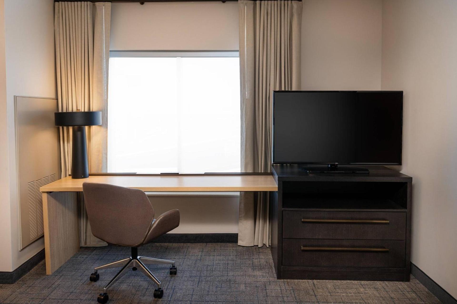 Residence Inn by Marriott Louisville Old Henry photo 15