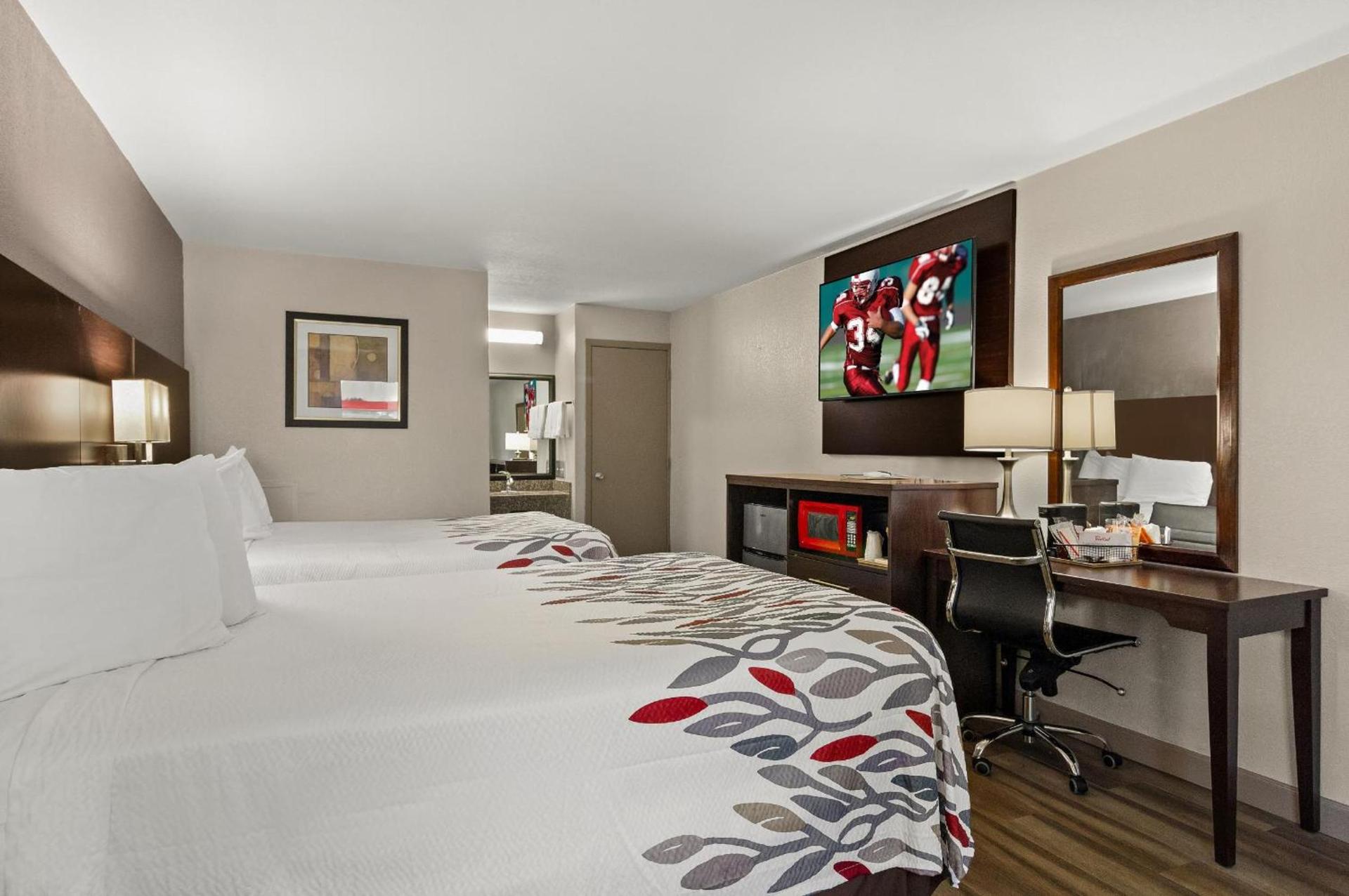 Red Roof Inn Baldwin photo 4