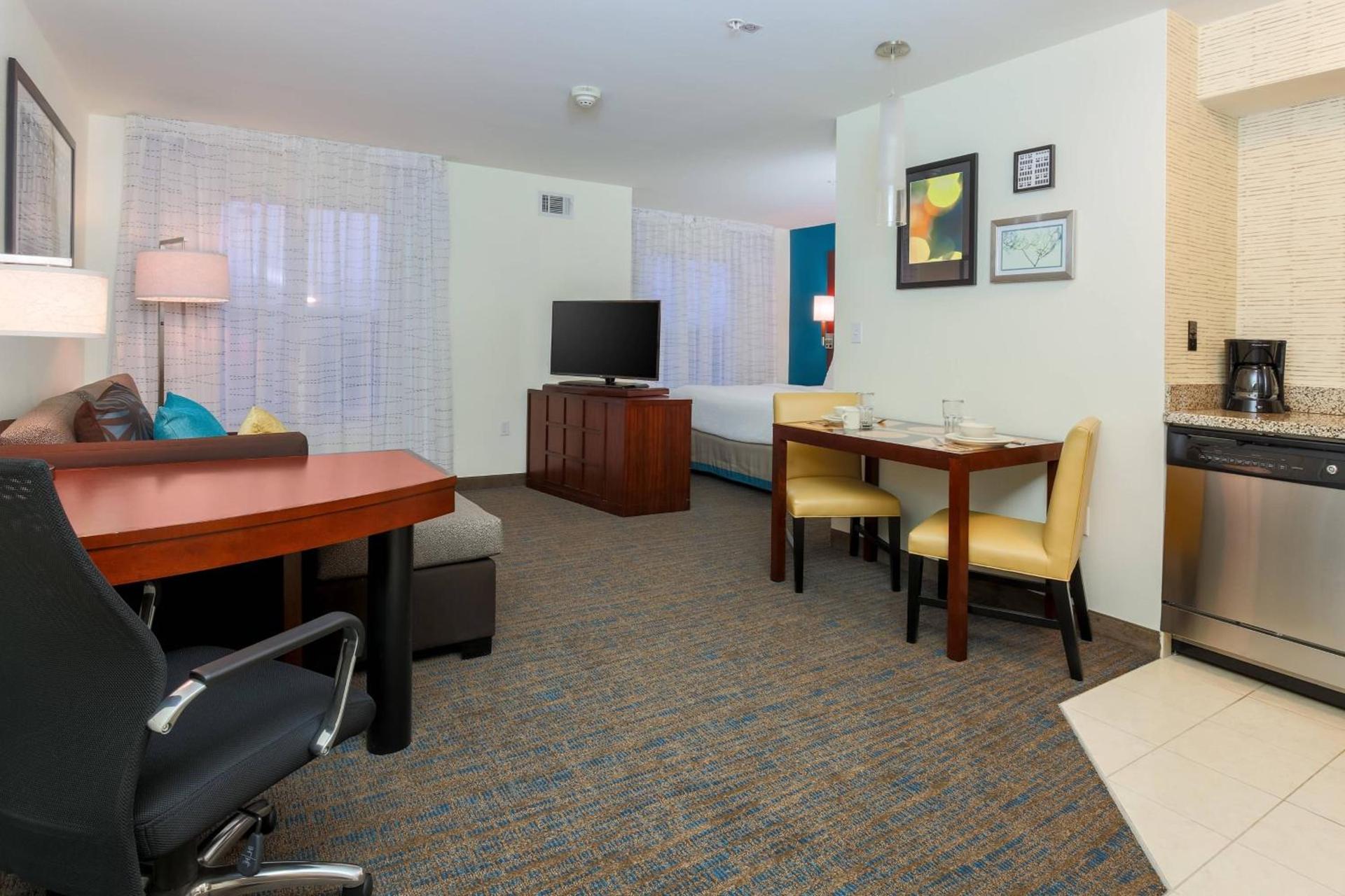 Residence Inn by Marriott Arlington South photo 5