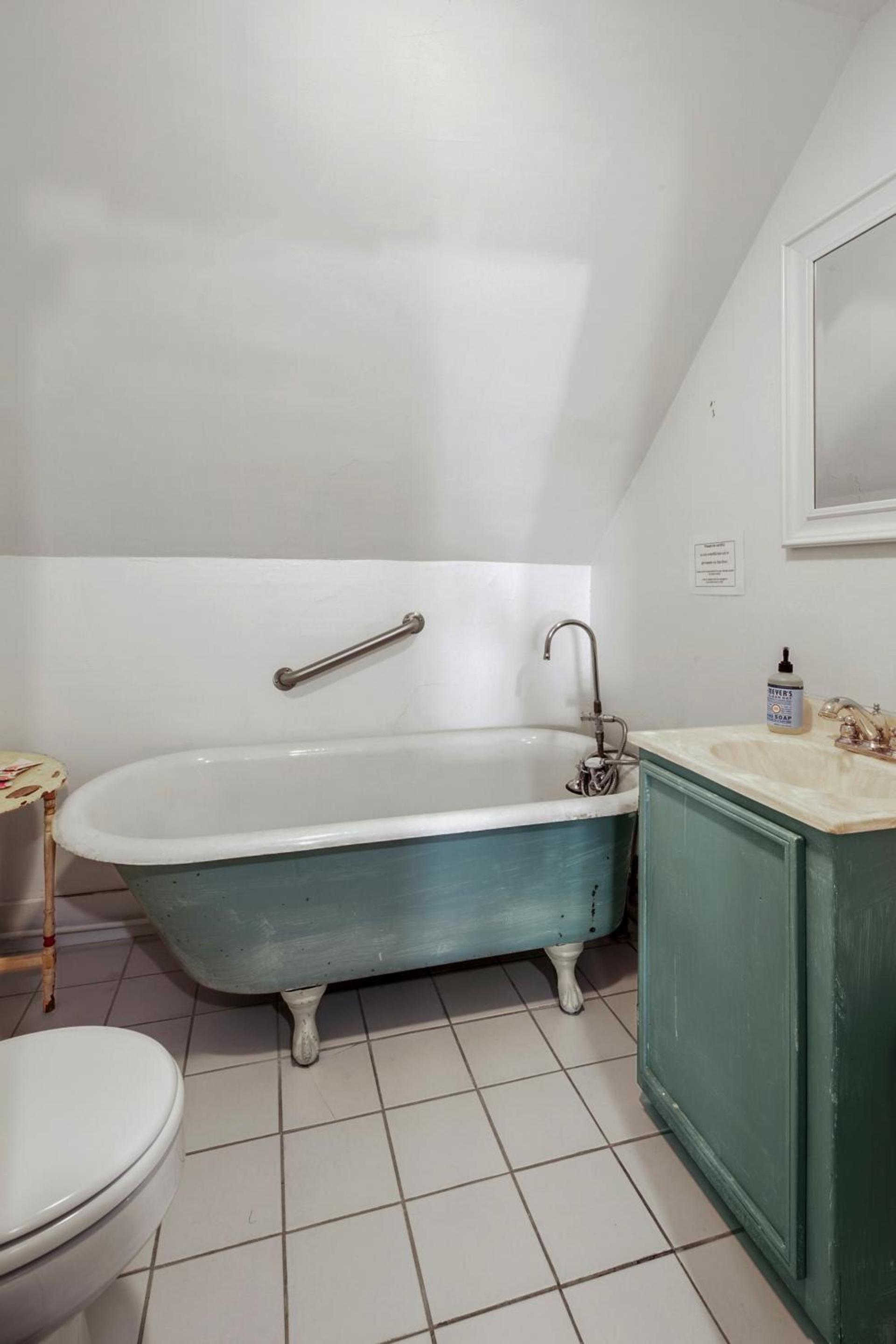 Seaside Inn photo 26