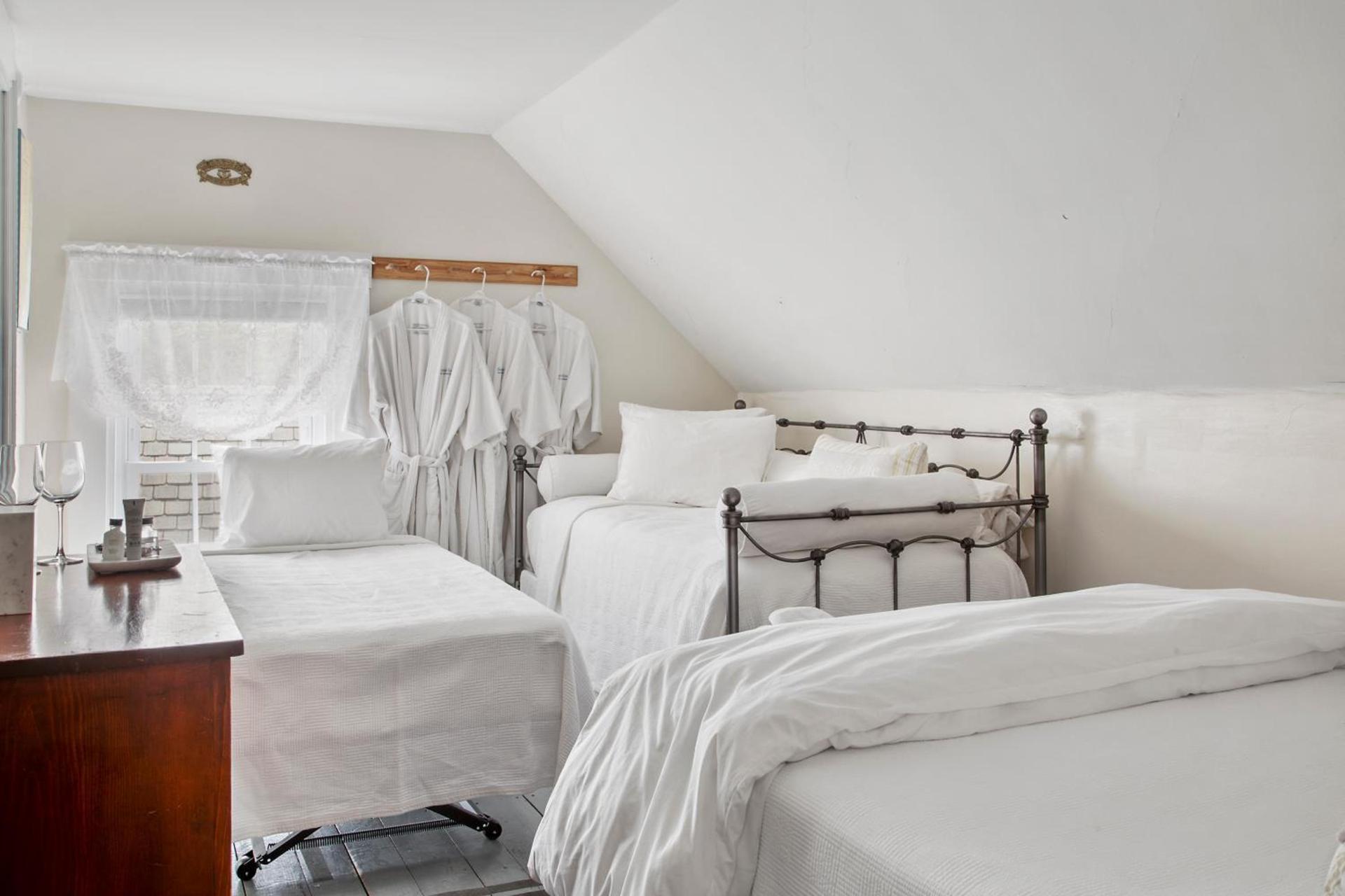 Seaside Inn photo 60