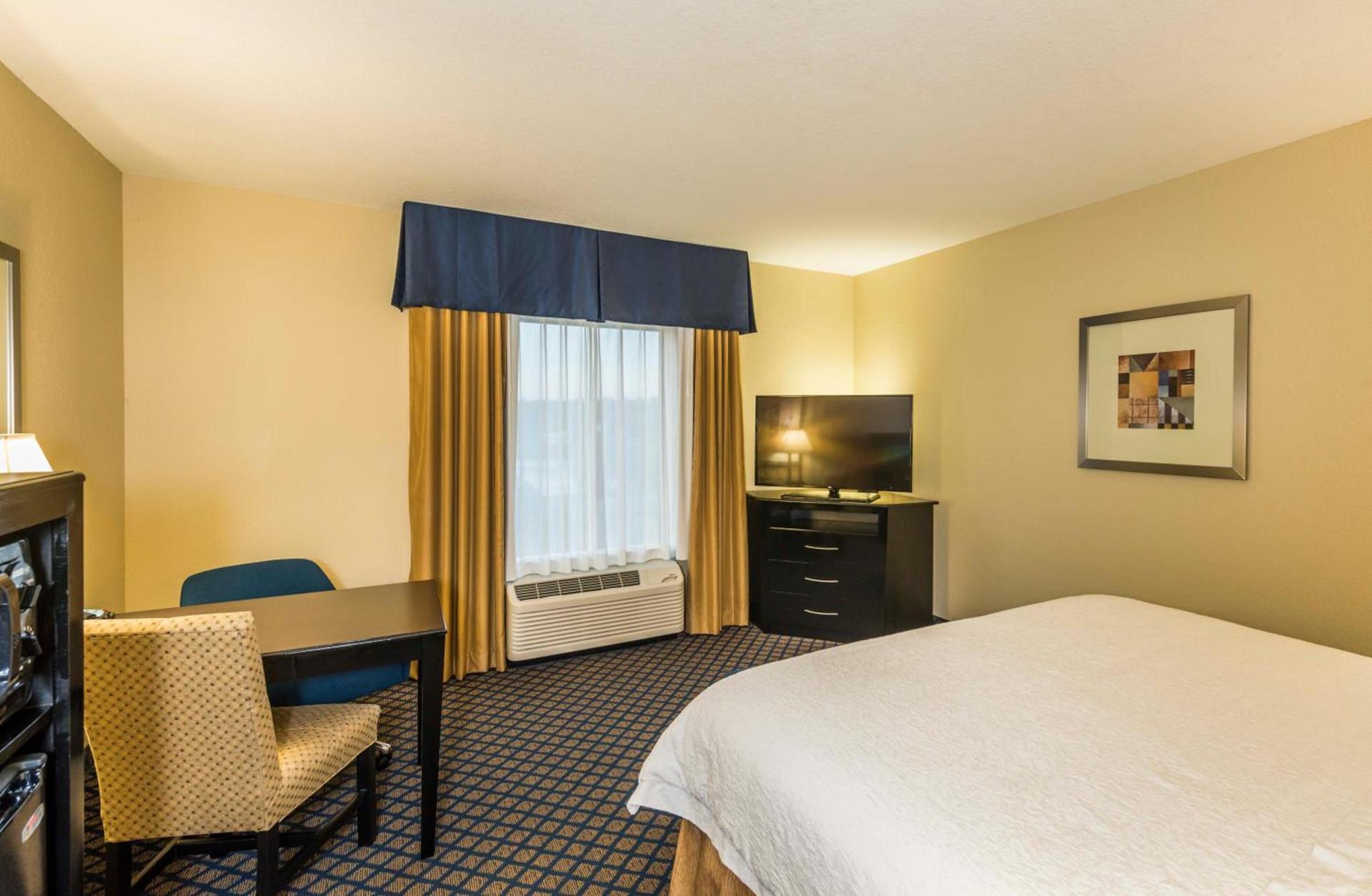 Hampton Inn & Suites Jacksonville South - Bartram Park photo 68