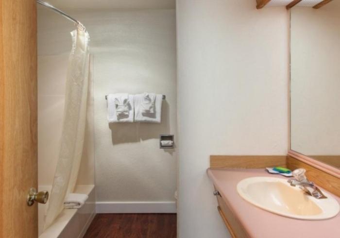 Surfside Resort photo 14