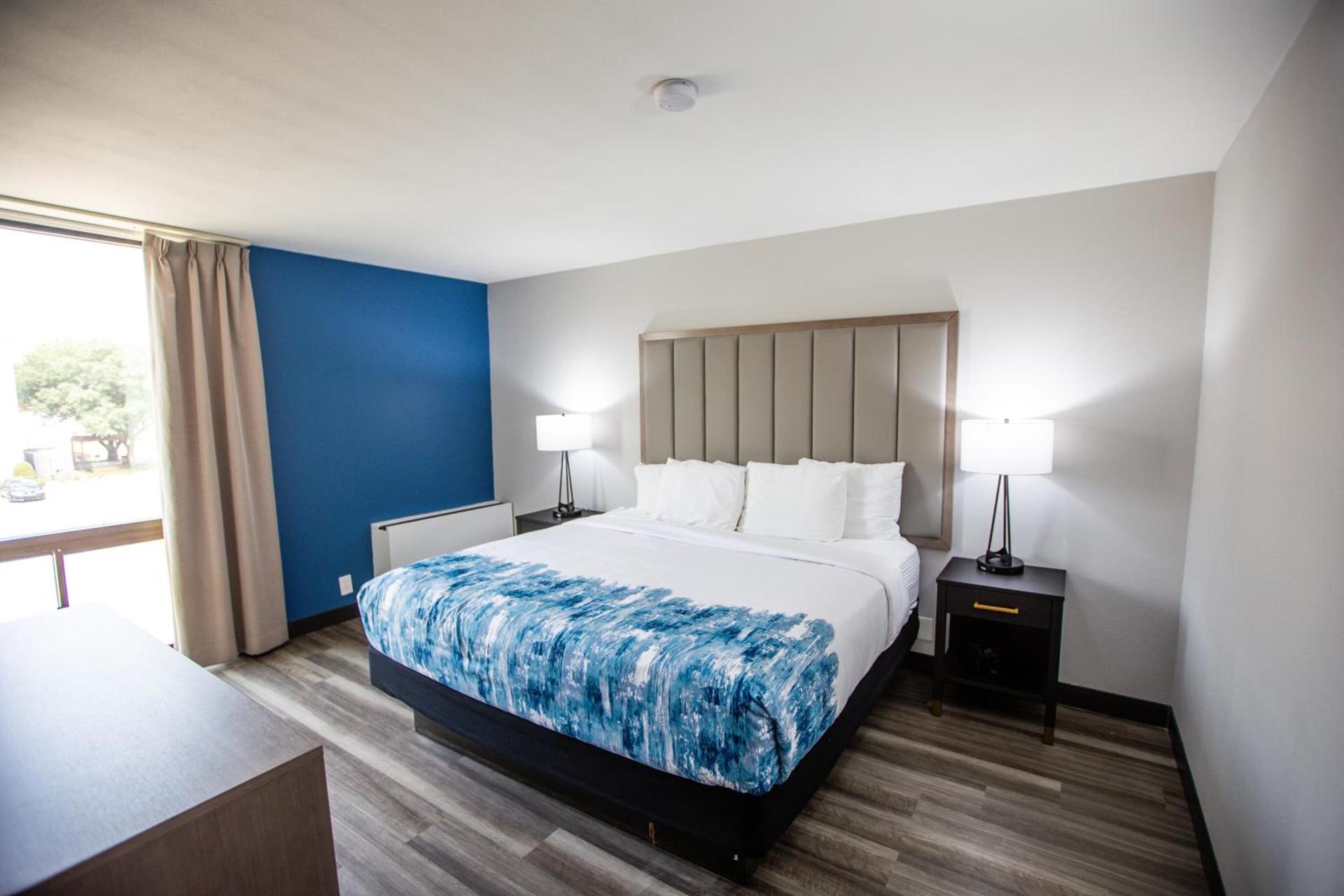 La Quinta by Wyndham Dallas I-35 Walnut Hill Ln photo 19