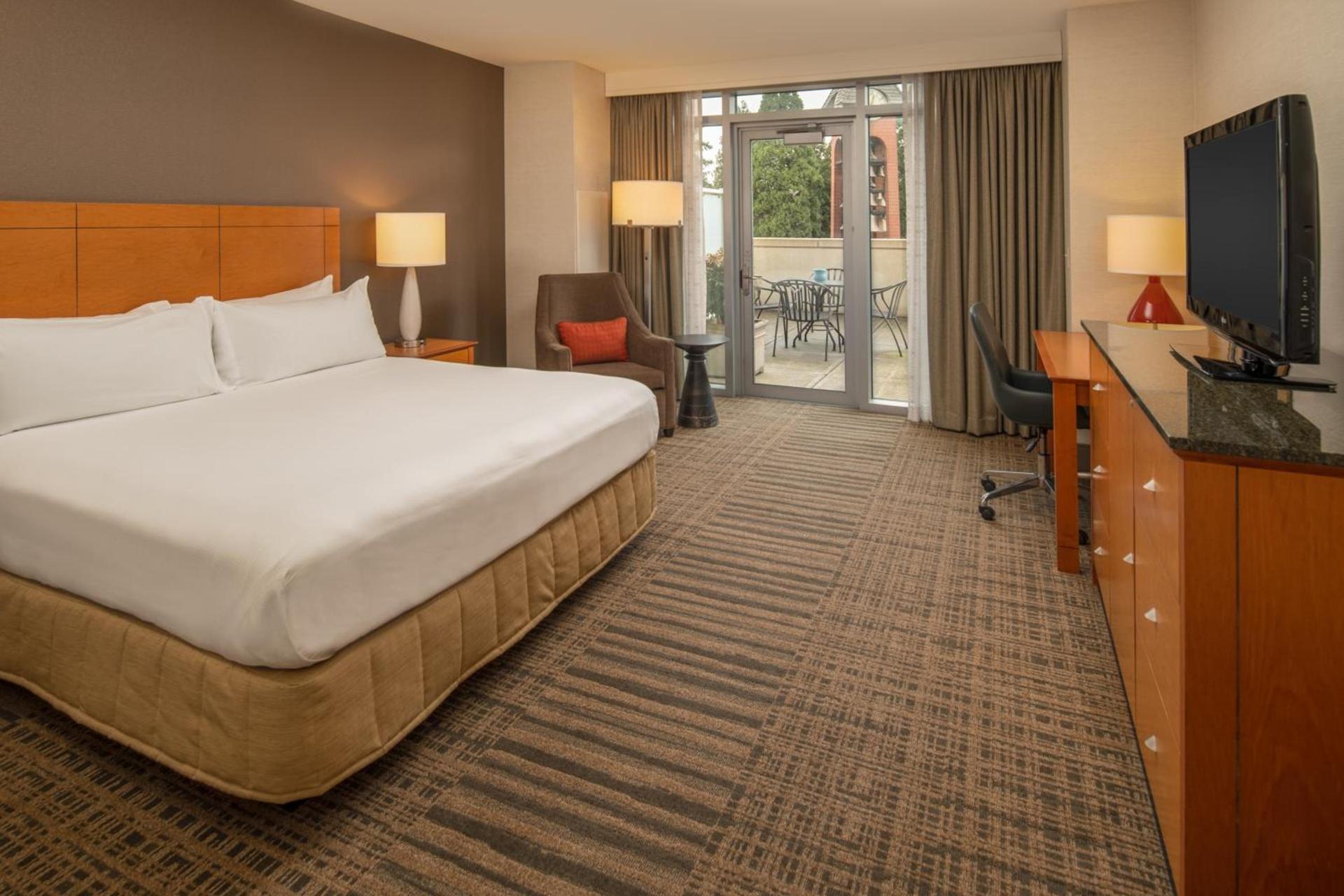 Hilton Vancouver Washington photo 80