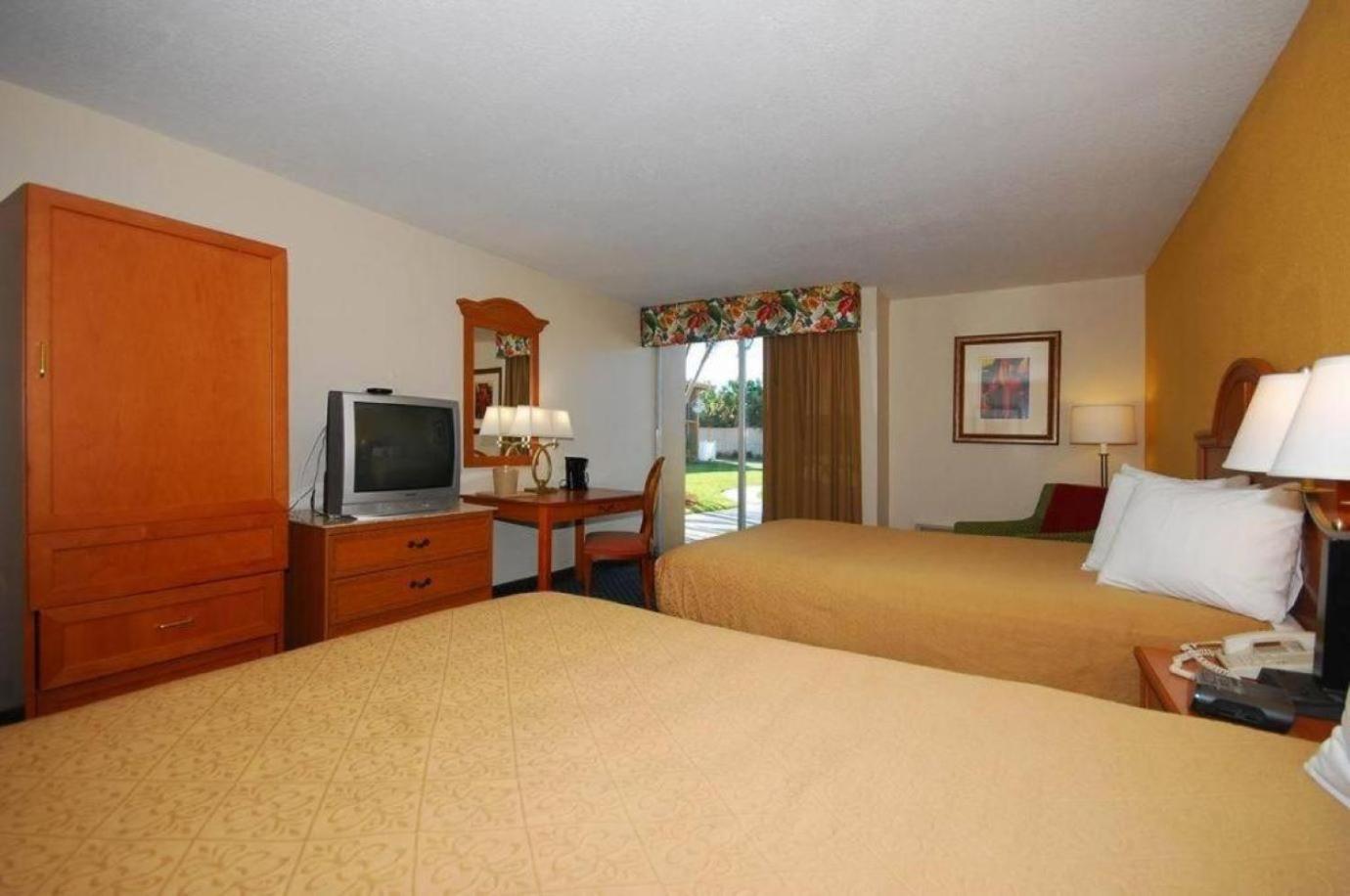 Quality Inn Downtown Stuart photo 11