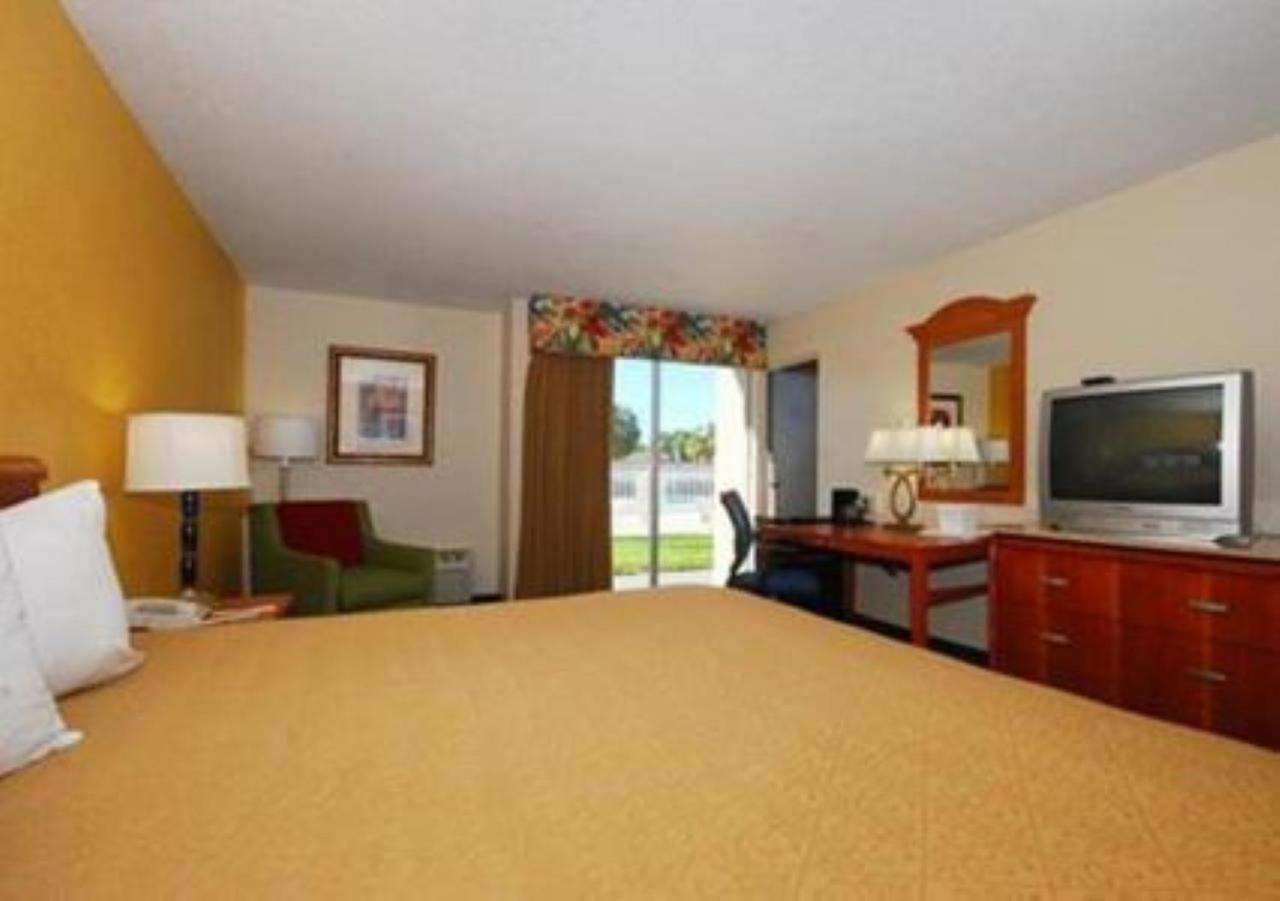 Quality Inn Downtown Stuart photo 9