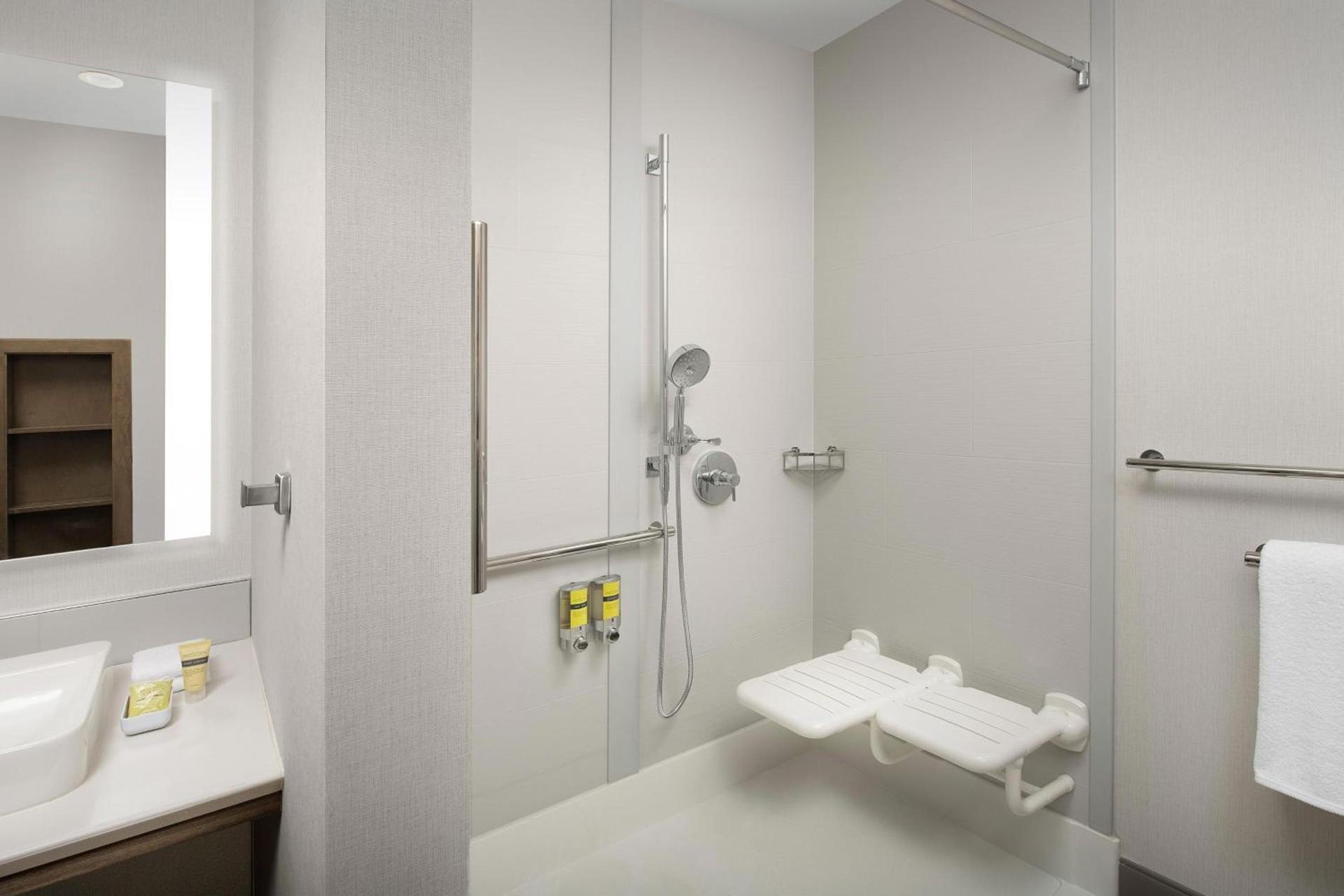 Element by Marriott Seattle Sea-Tac Airport photo 11