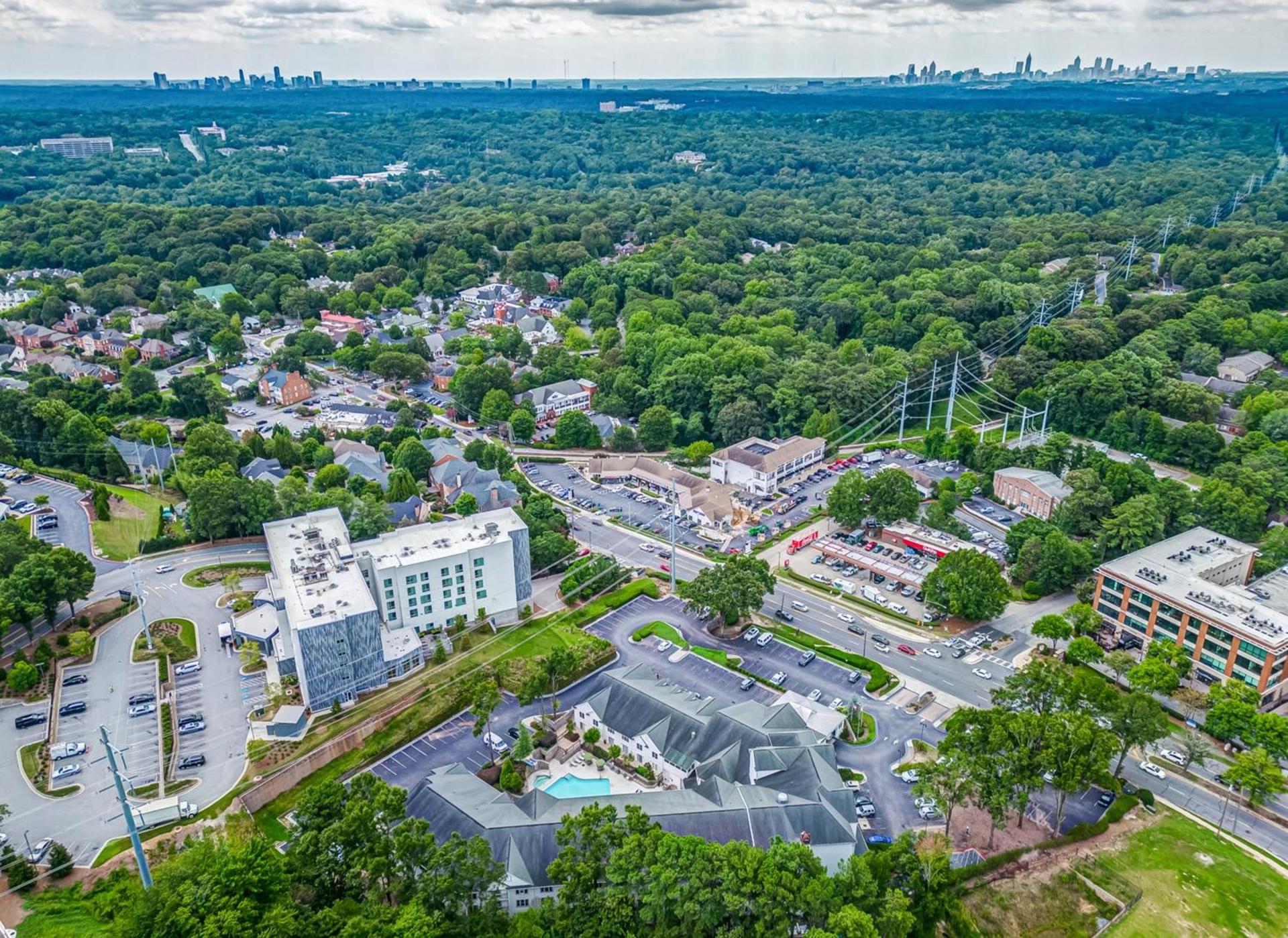 Hotel Indigo Atlanta-Vinings Ballpark Area by IHG photo 39