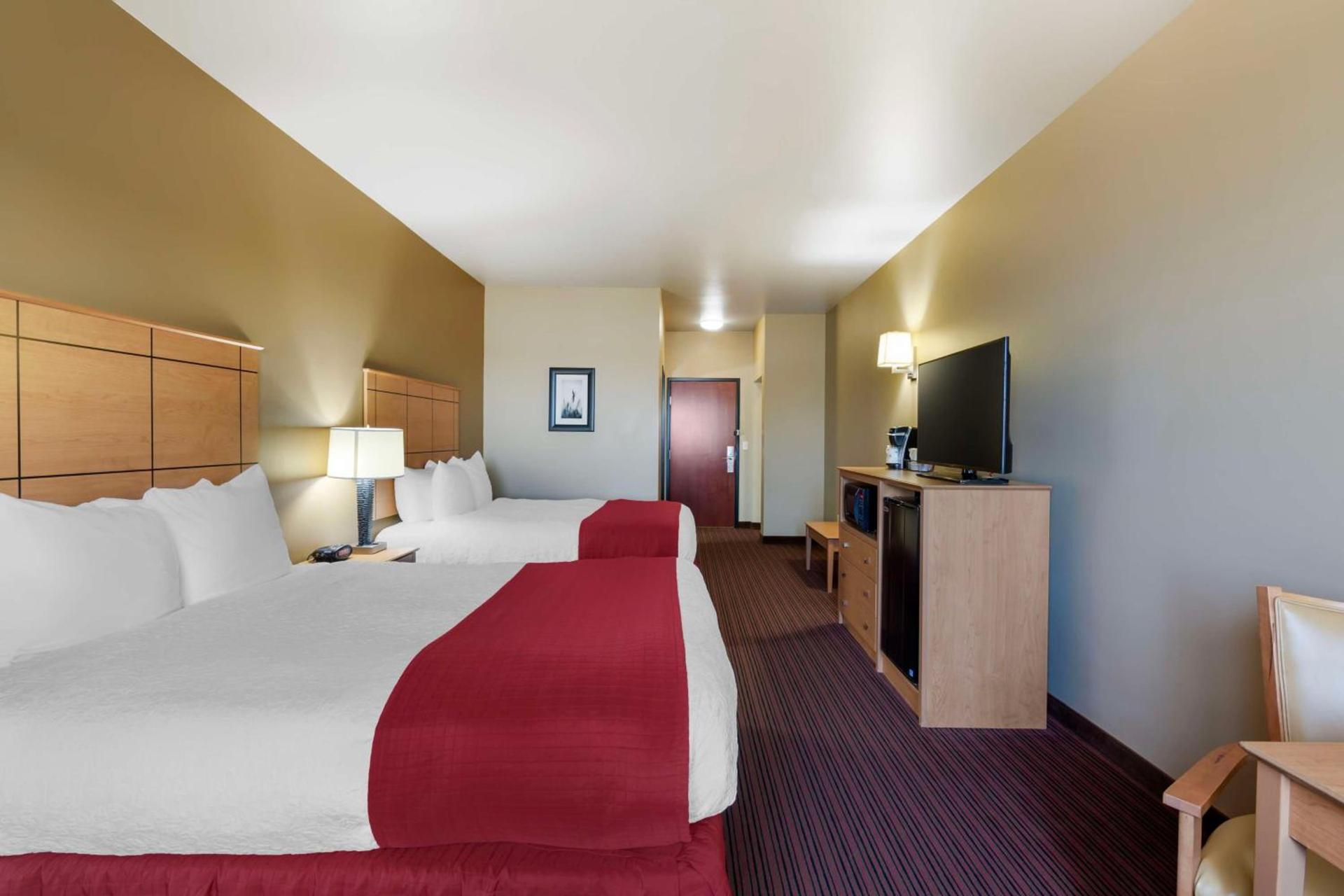 Best Western Golden Prairie Inn and Suites photo 11
