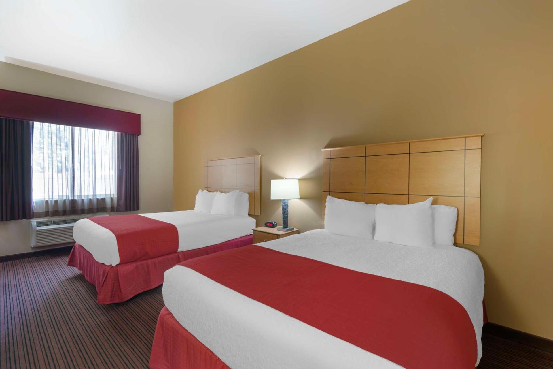 Best Western Golden Prairie Inn and Suites photo 15