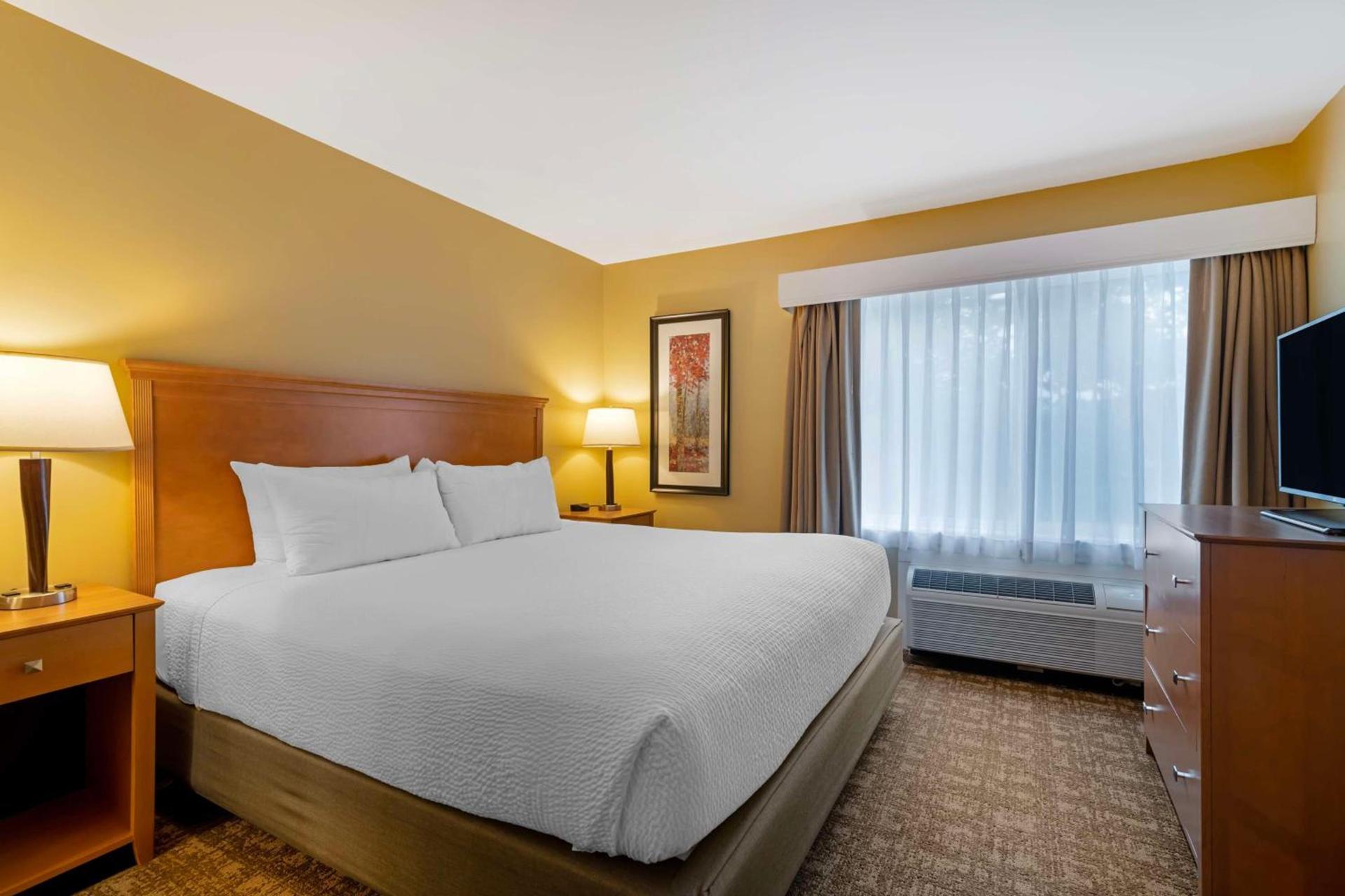 Best Western Plus Windjammer Inn & Conference Center photo 27