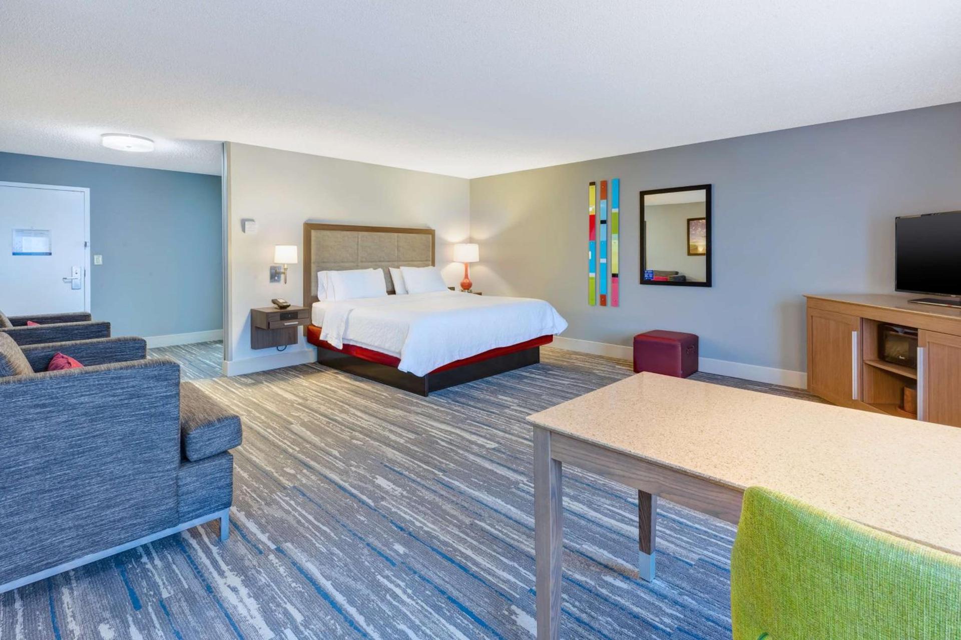 Hampton Inn Cincinnati Airport-North photo 8