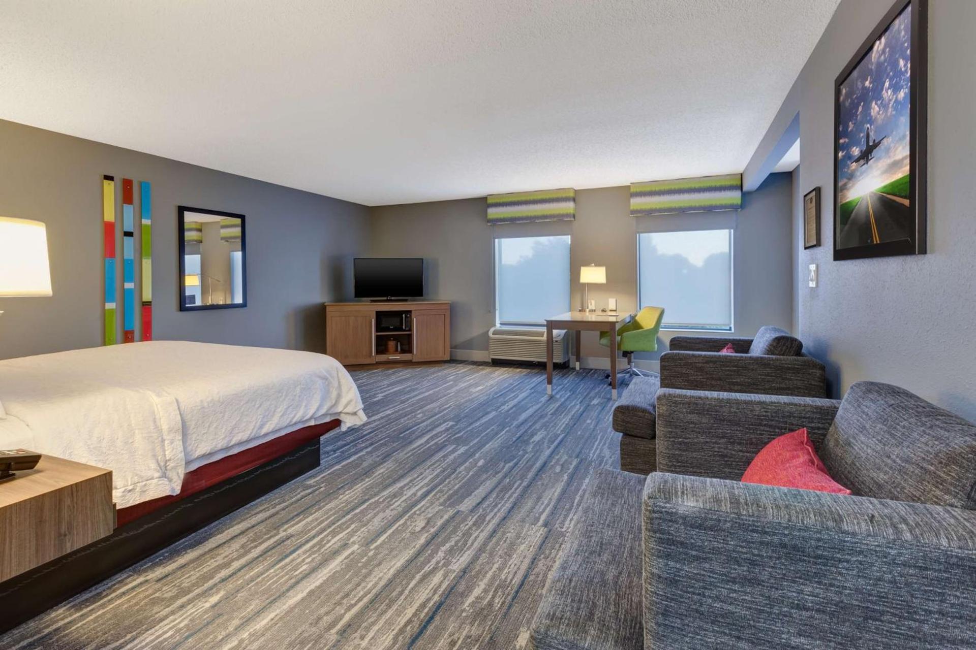 Hampton Inn Cincinnati Airport-North photo 15