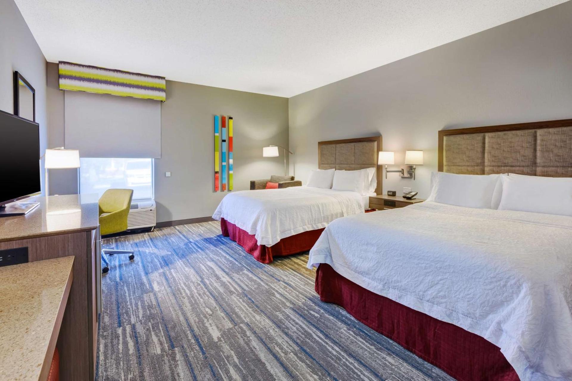 Hampton Inn Cincinnati Airport-North photo 16