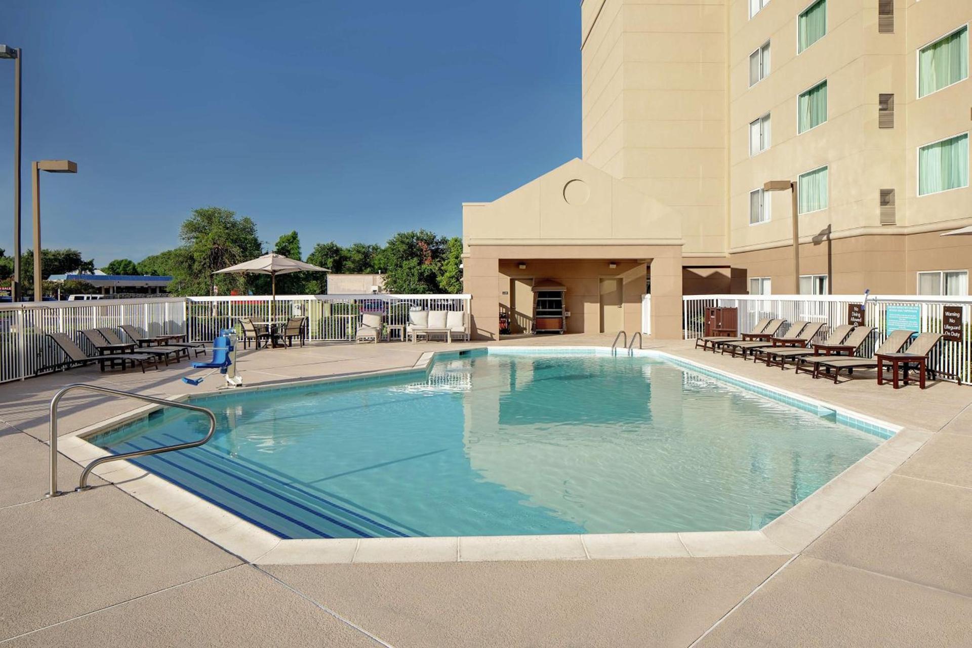 Homewood Suites by Hilton Dallas Market Center photo 14