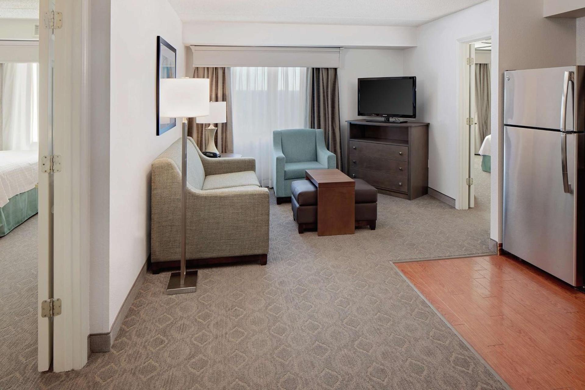 Homewood Suites by Hilton Dallas Market Center photo 2