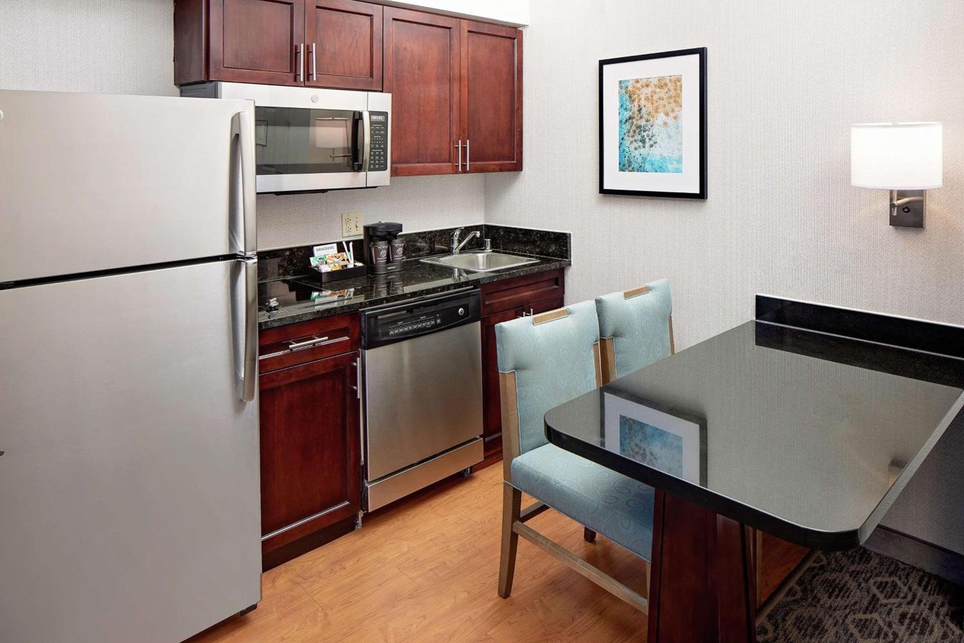 Homewood Suites by Hilton Dallas Market Center photo 3