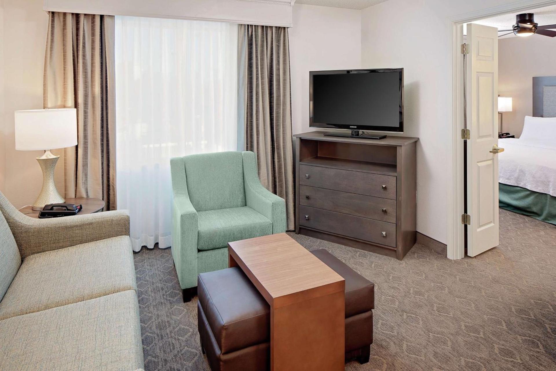 Homewood Suites by Hilton Dallas Market Center photo 5