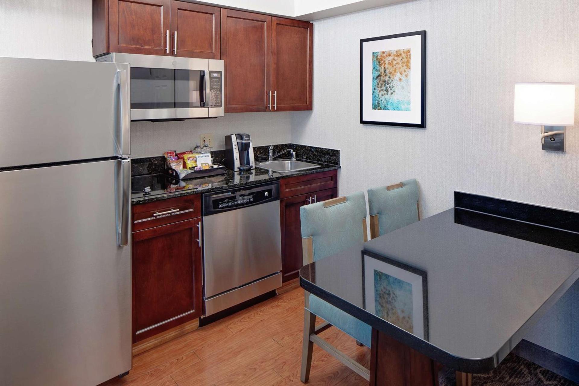 Homewood Suites by Hilton Dallas Market Center photo 6