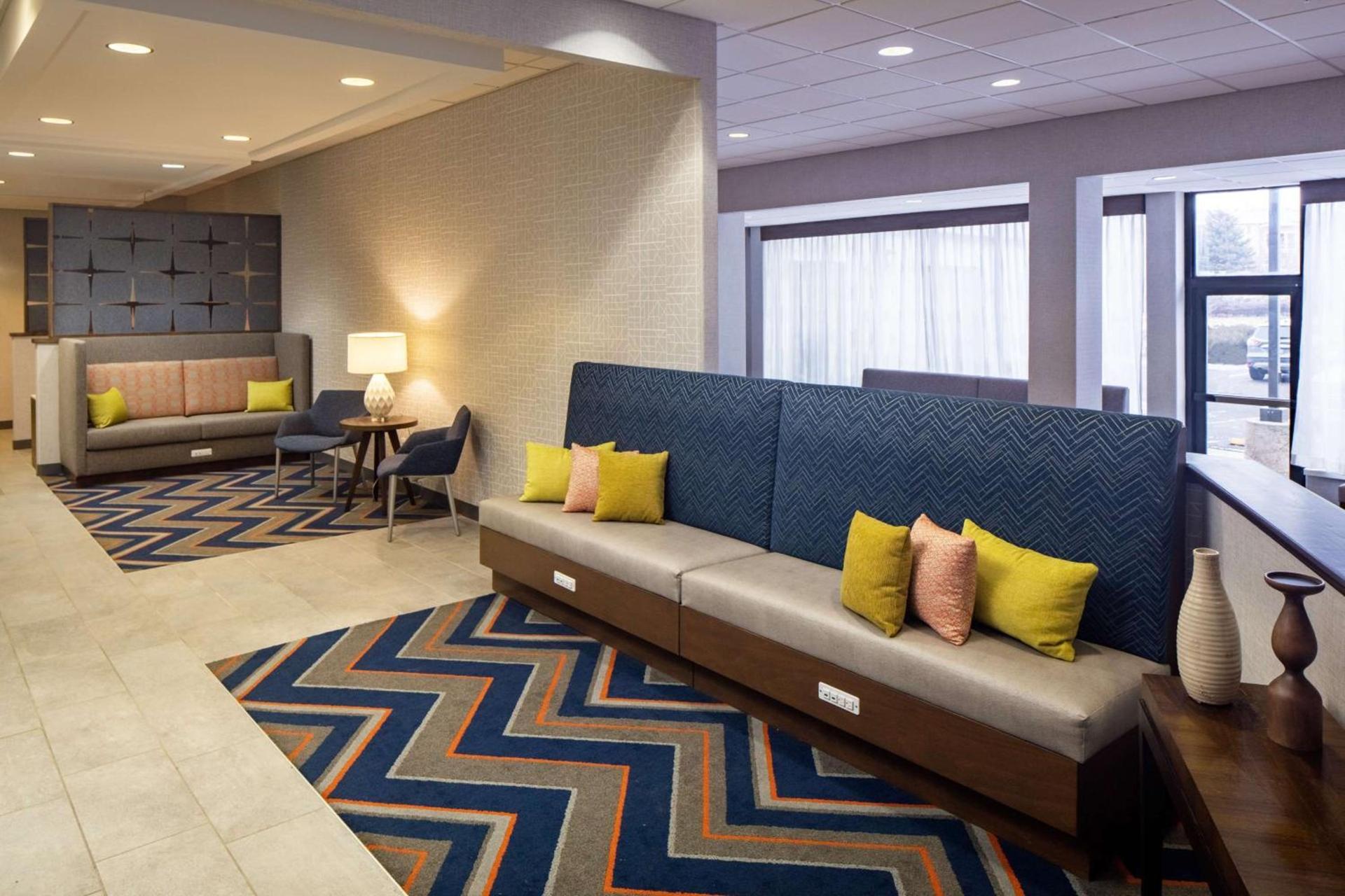 Hampton Inn & Suites Parker photo 3