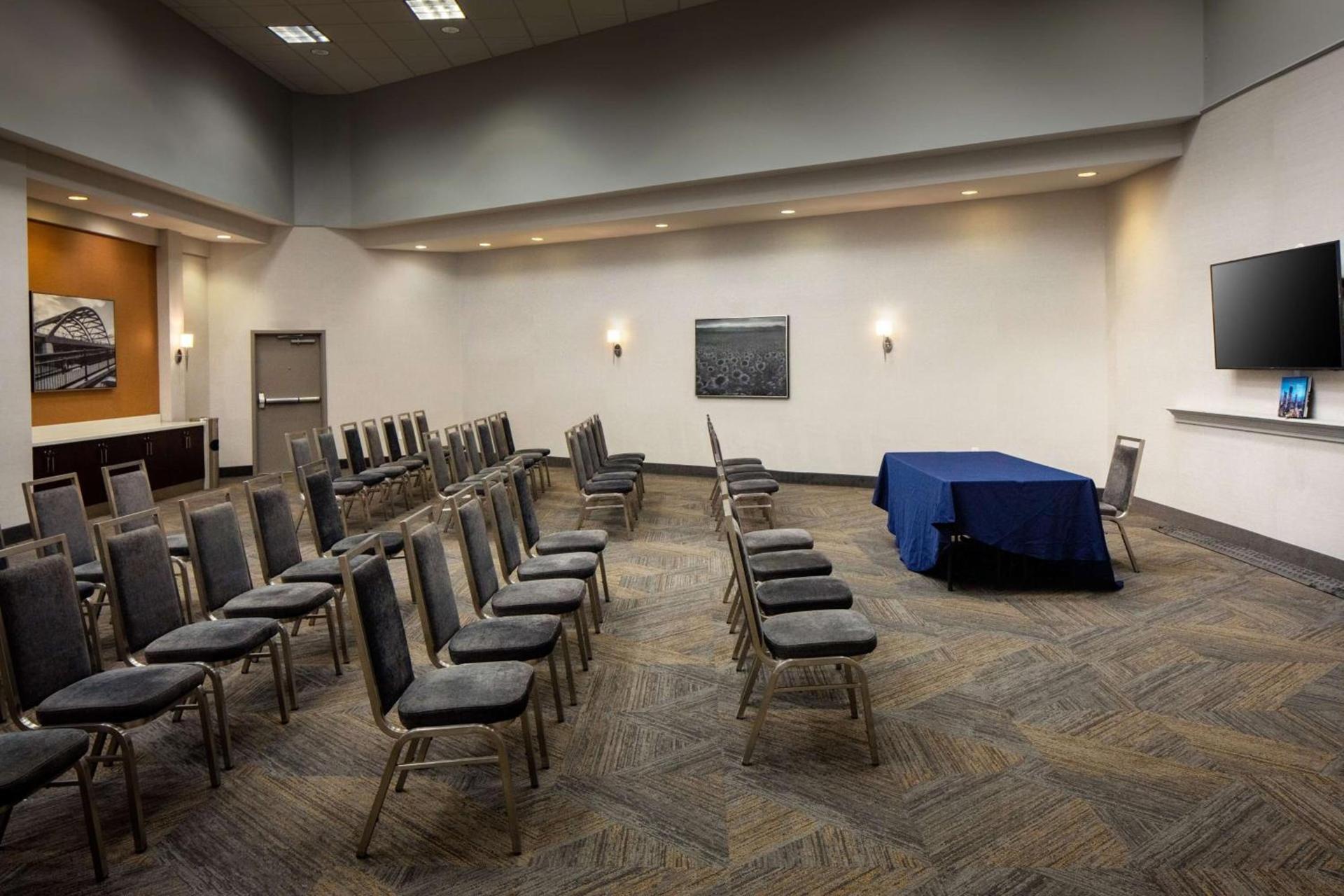 Hampton Inn & Suites Parker photo 19