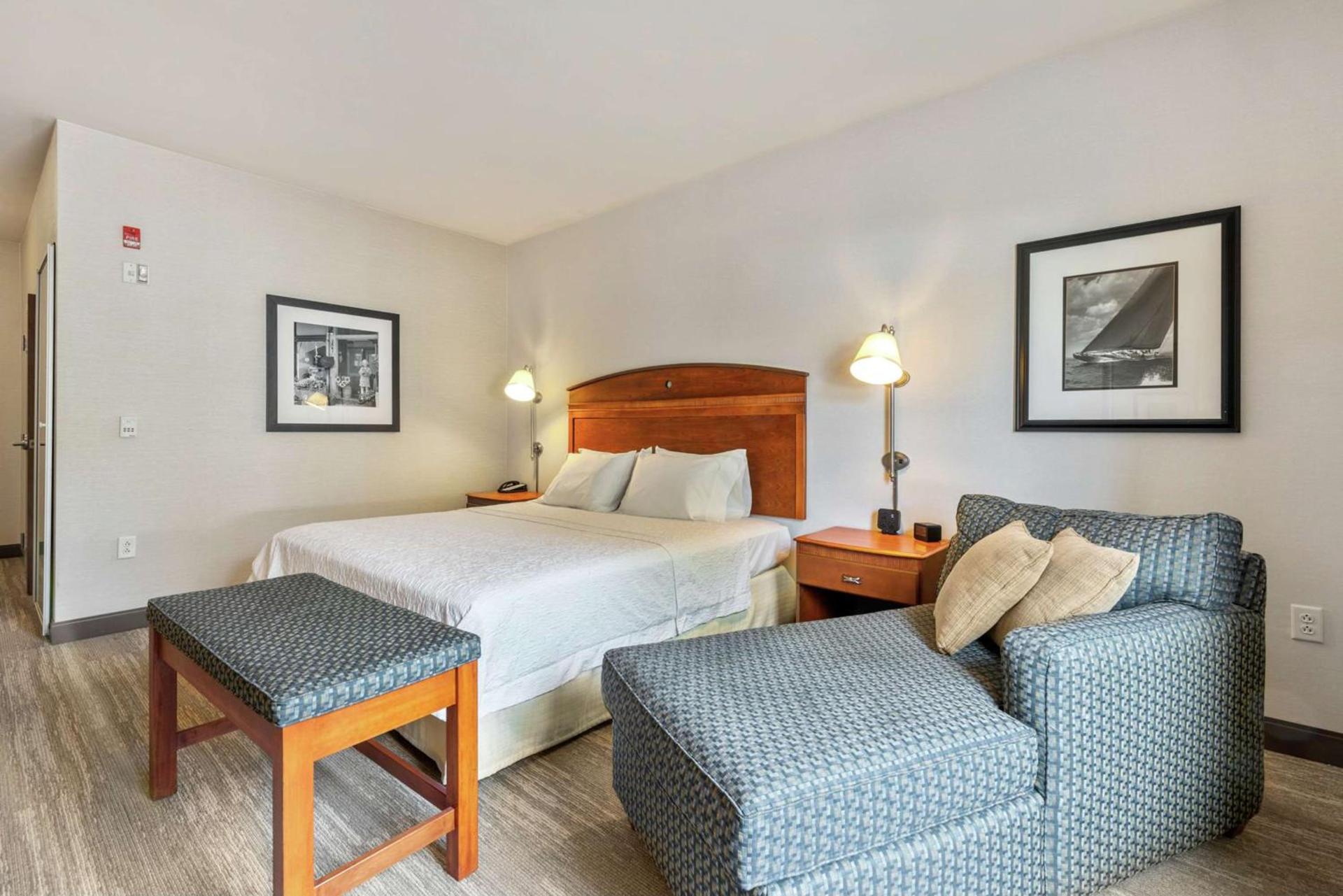 Hampton Inn & Suites Mystic photo 19