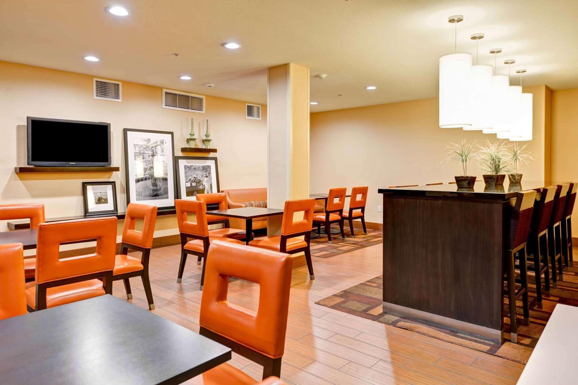 Hampton Inn & Suites San Clemente - Fully Renovated photo 10