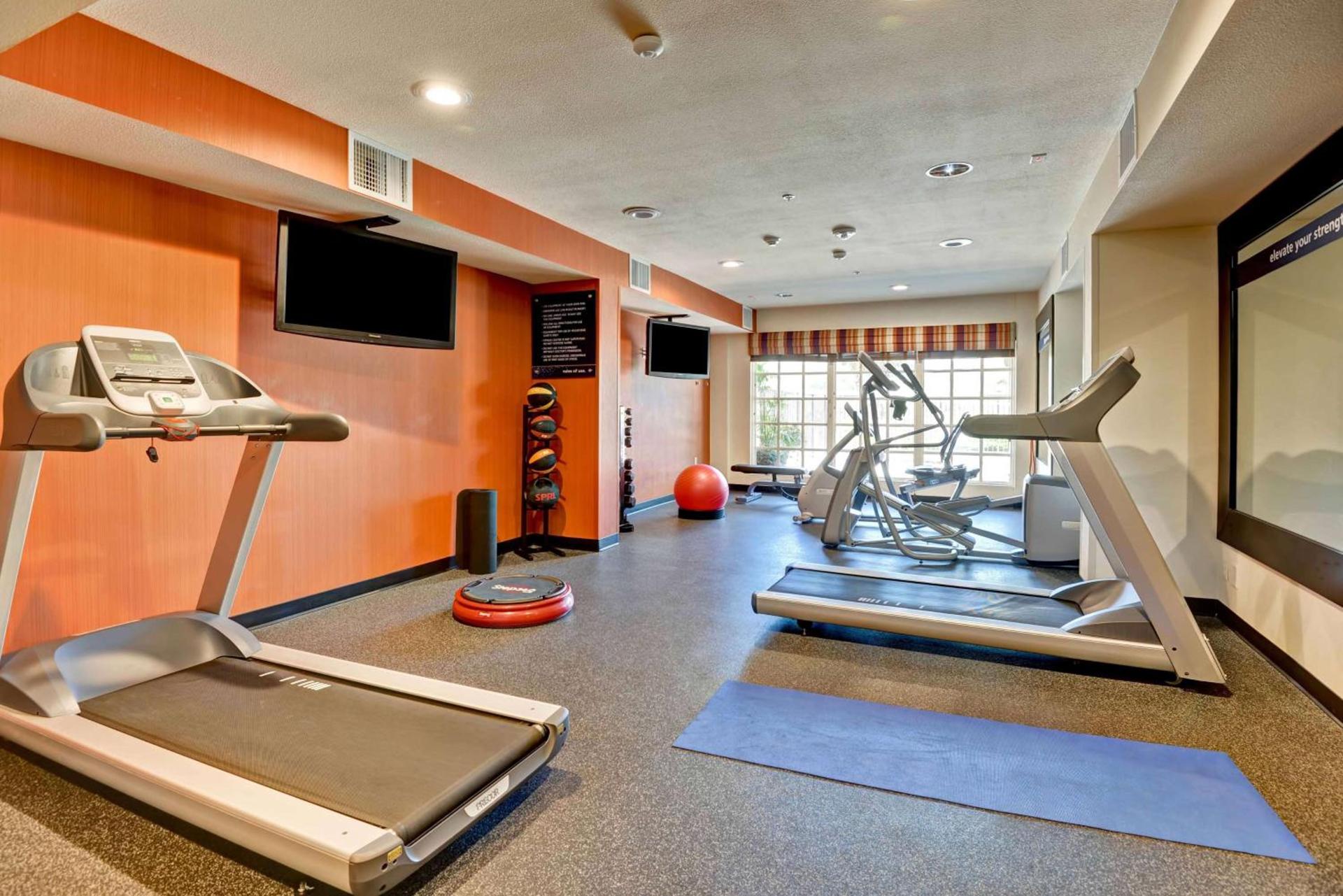 Hampton Inn & Suites San Clemente - Fully Renovated photo 14