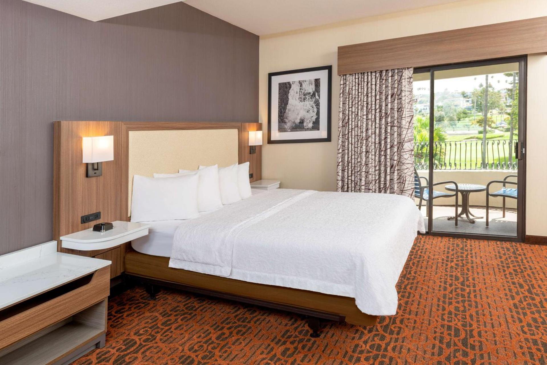 Hampton Inn & Suites San Clemente - Fully Renovated photo 17