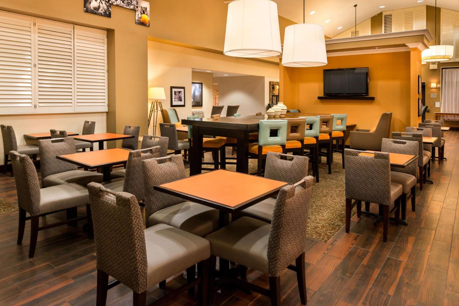 Hampton Inn & Suites Orlando-East UCF photo 5