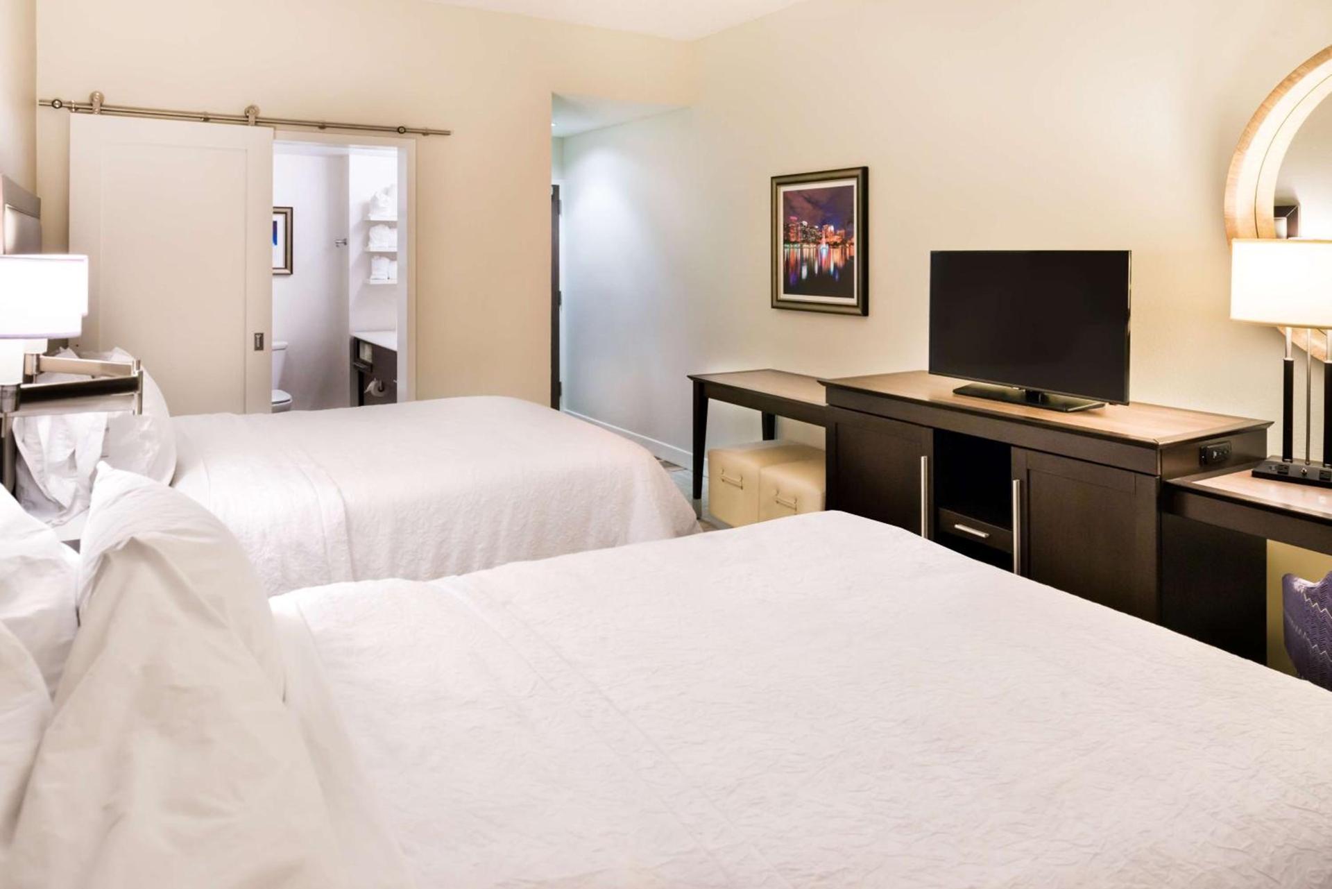 Hampton Inn & Suites Orlando-East UCF photo 11