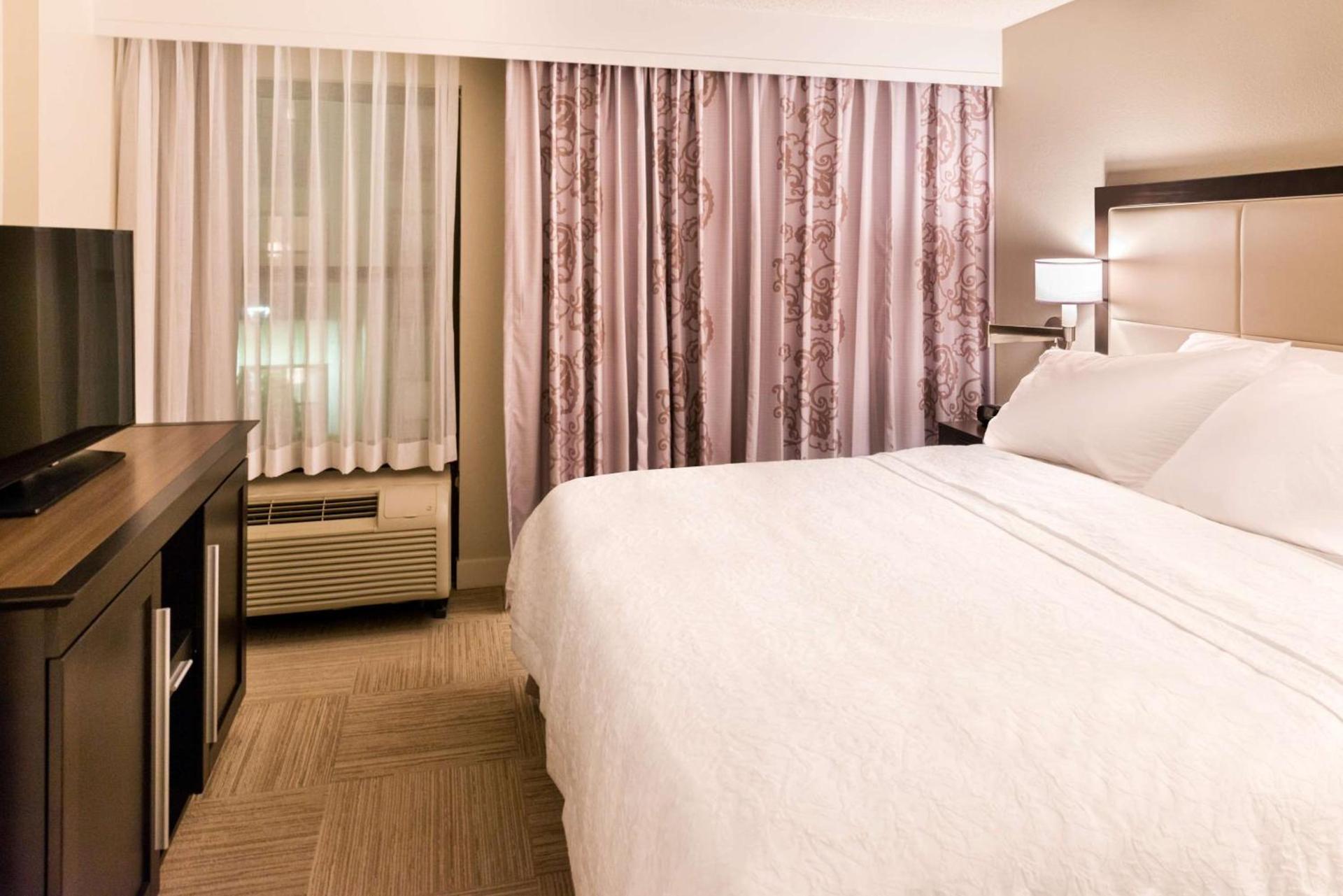 Hampton Inn & Suites Orlando-East UCF photo 31