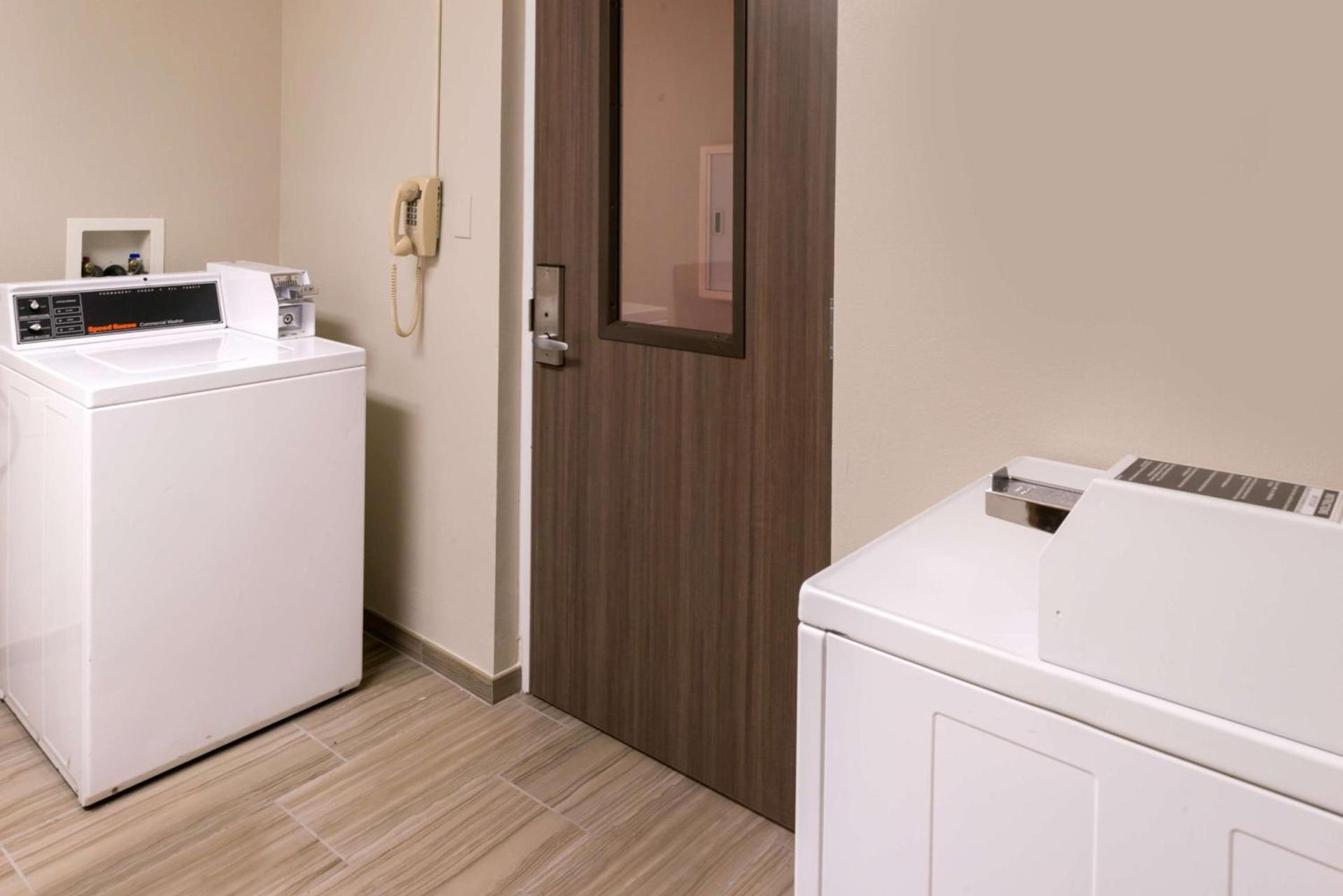 Hampton Inn & Suites Orlando-East UCF photo 23