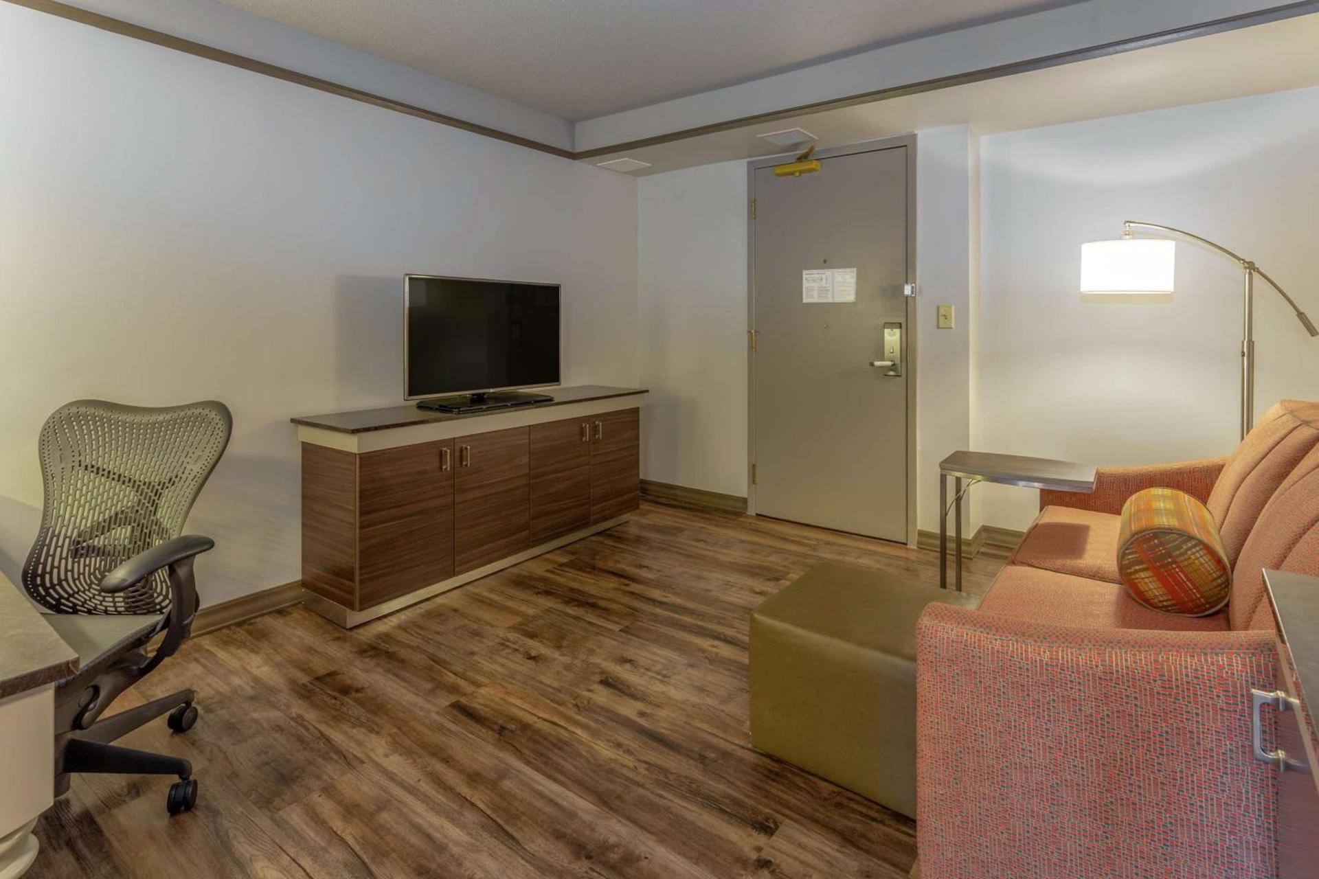 Hilton Garden Inn Owings Mills photo 15
