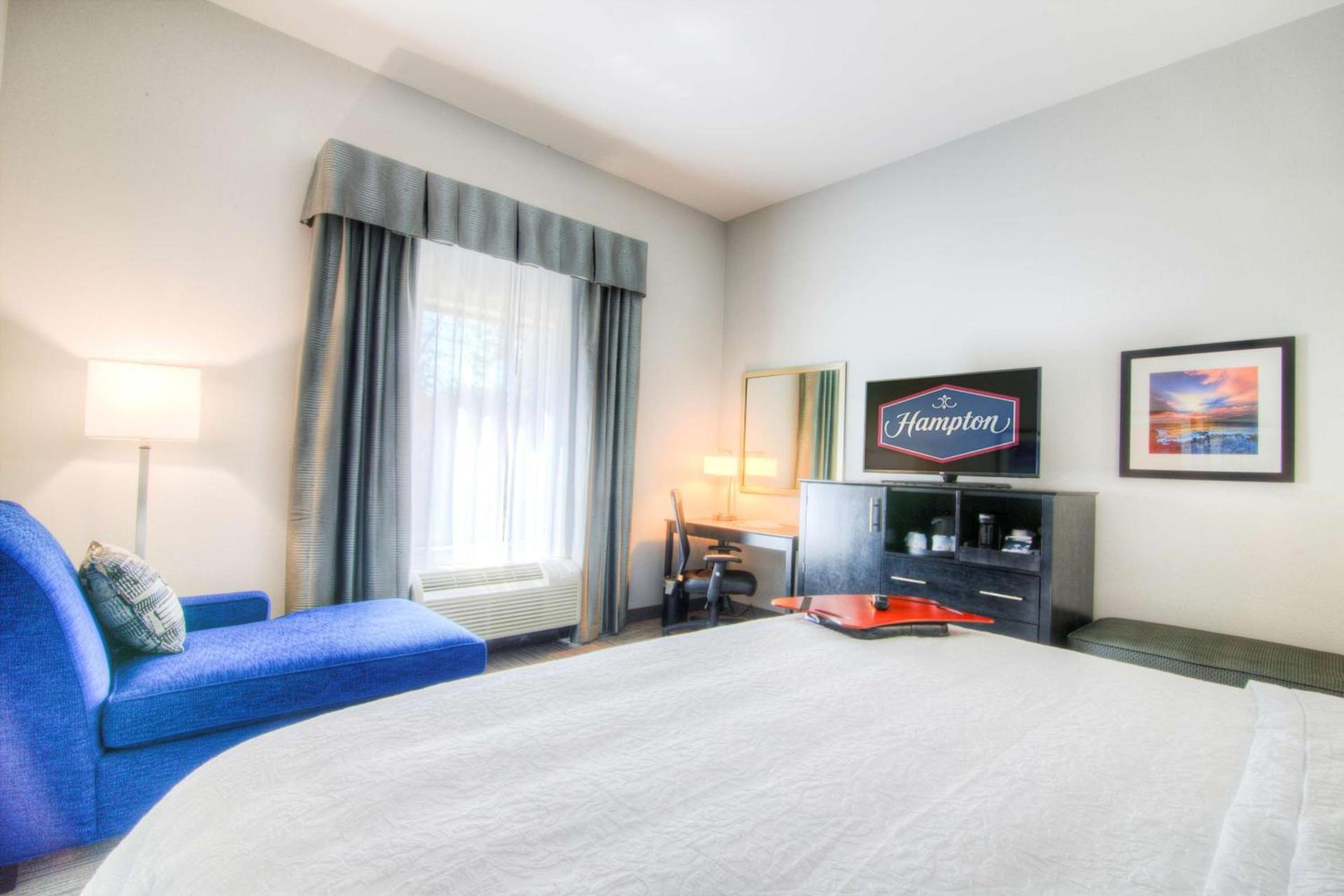 Hampton Inn Houston I-10 East, TX photo 28