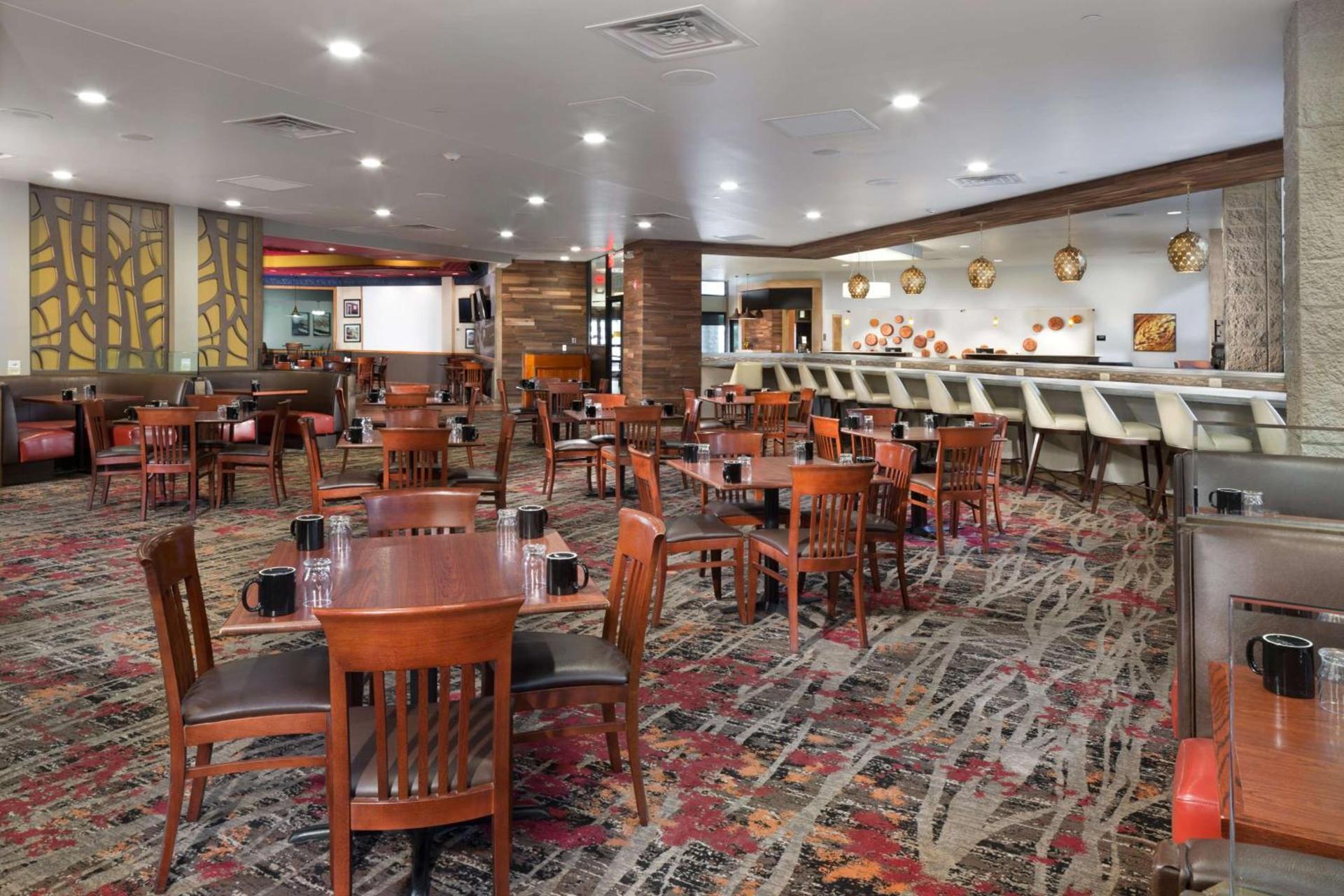 DoubleTree by Hilton Lawrence photo 4