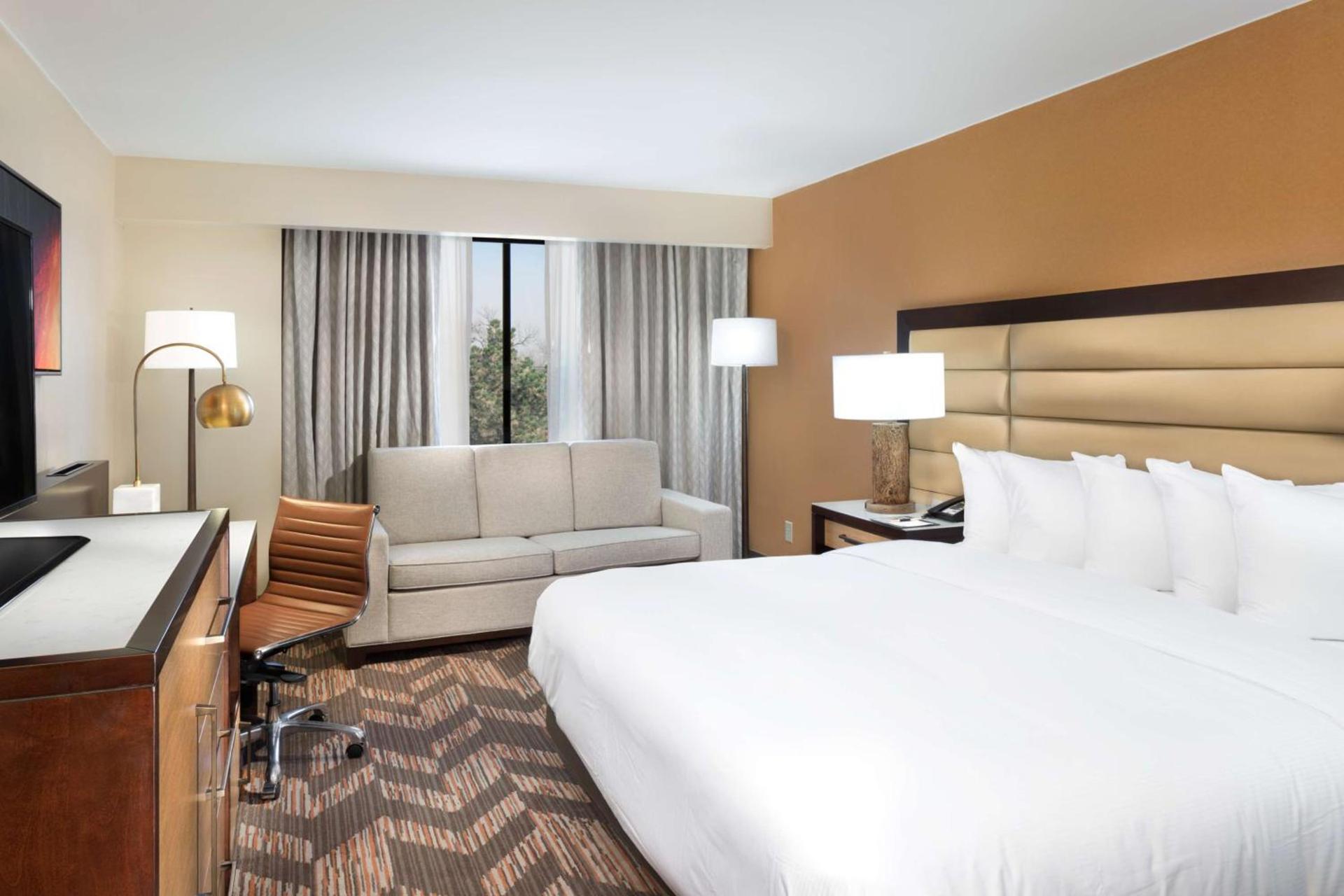 DoubleTree by Hilton Lawrence photo 6