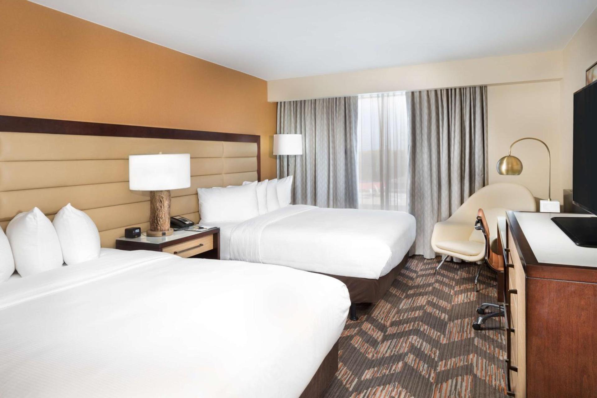 DoubleTree by Hilton Lawrence photo 7