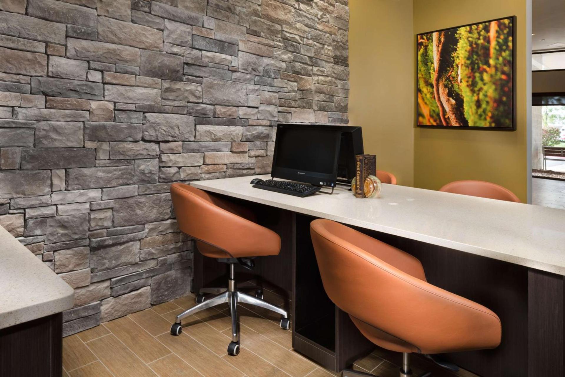 DoubleTree by Hilton Lawrence photo 32